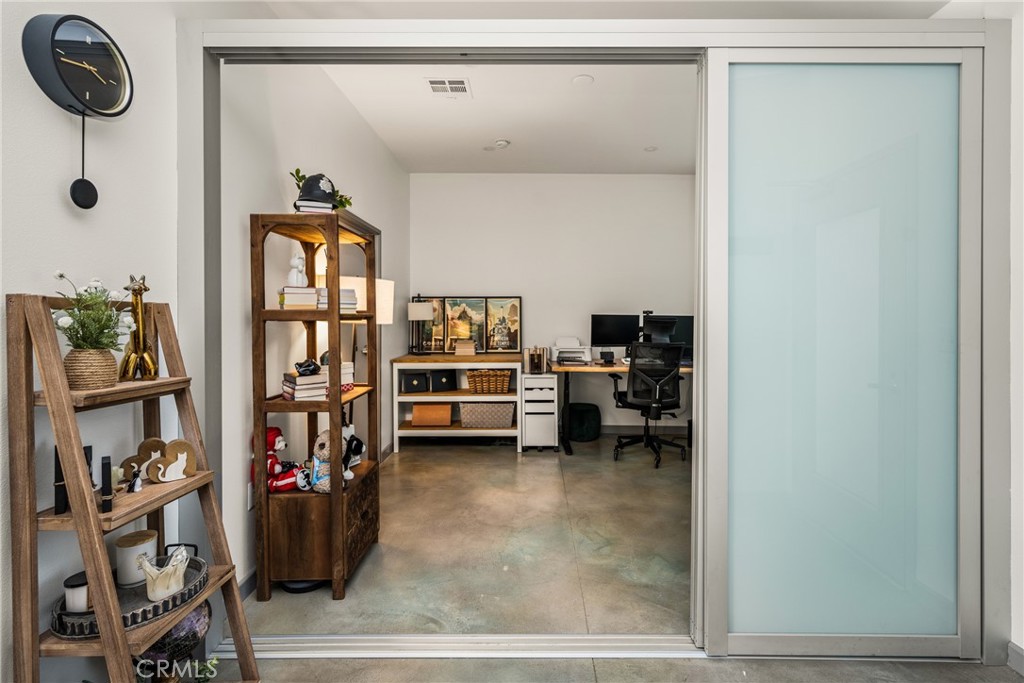 435 W Center Street Promenade 323