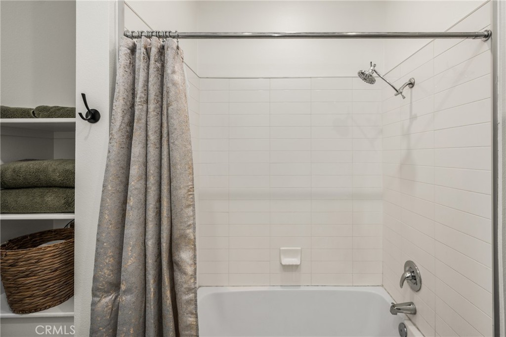 435 W Center Street Promenade 323