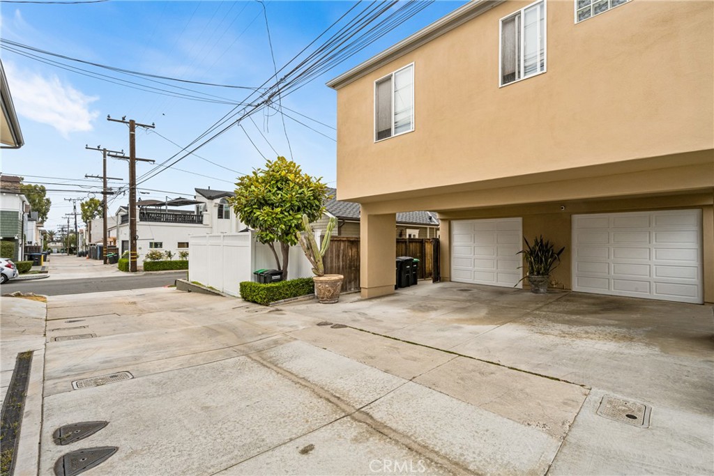 602 Larkspur Avenue A