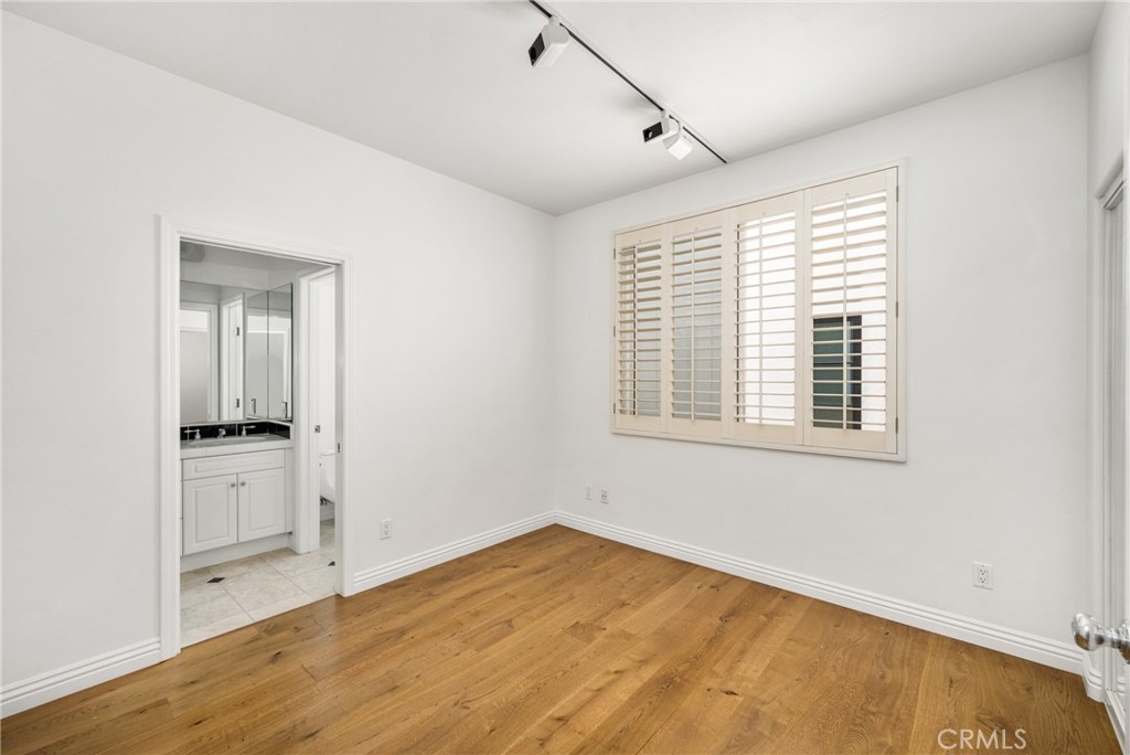 602 Larkspur Avenue A