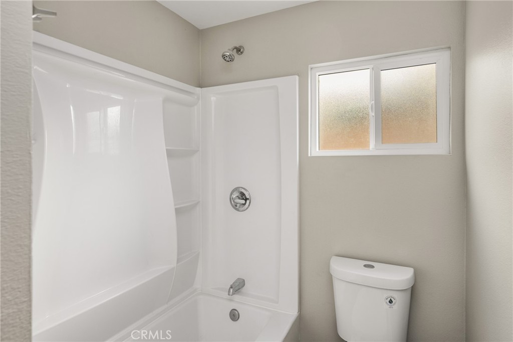 121 S Illinois Street 2