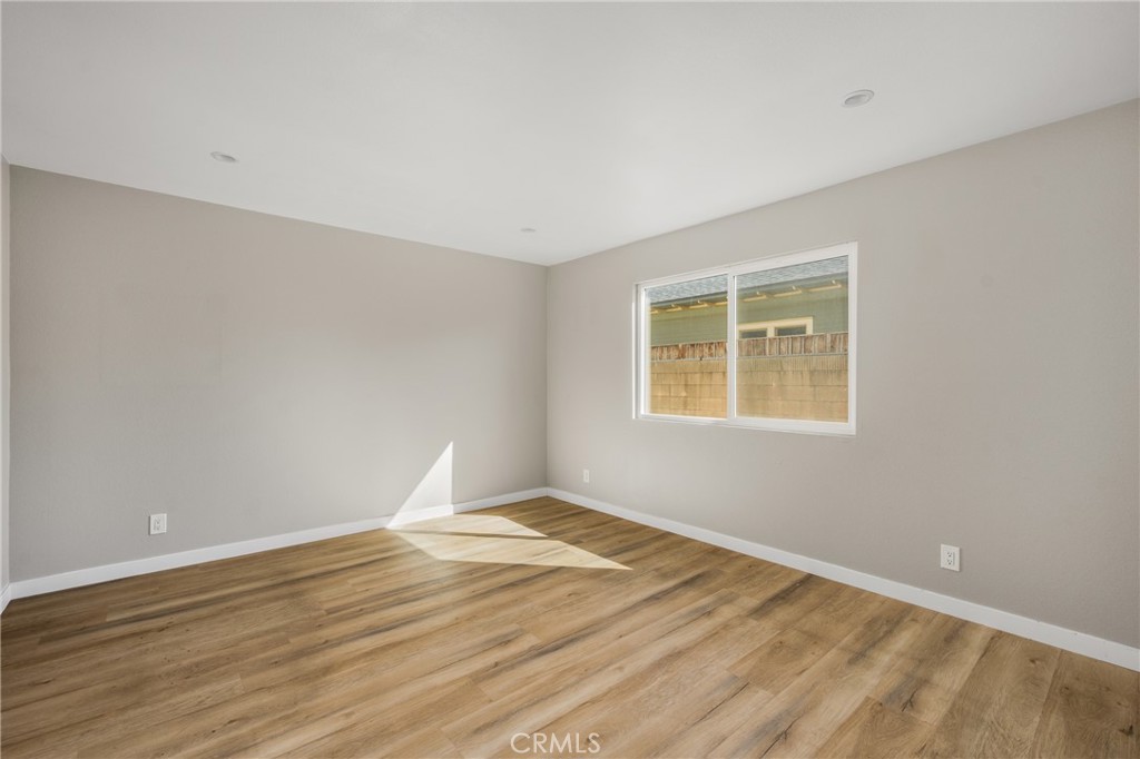 121 S Illinois Street 2