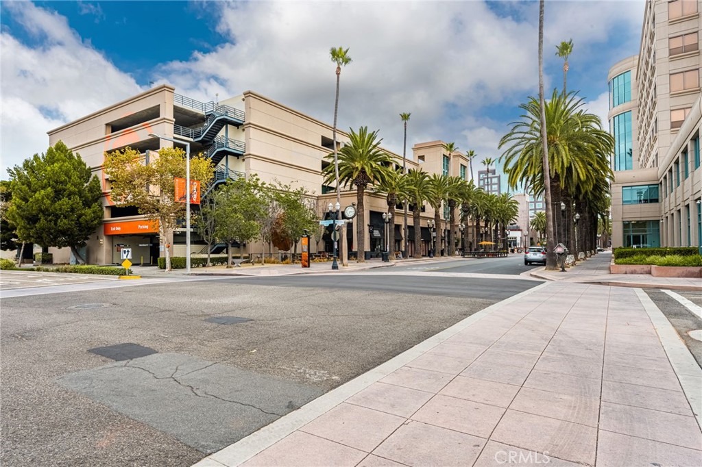435 W Center Street Promenade 226