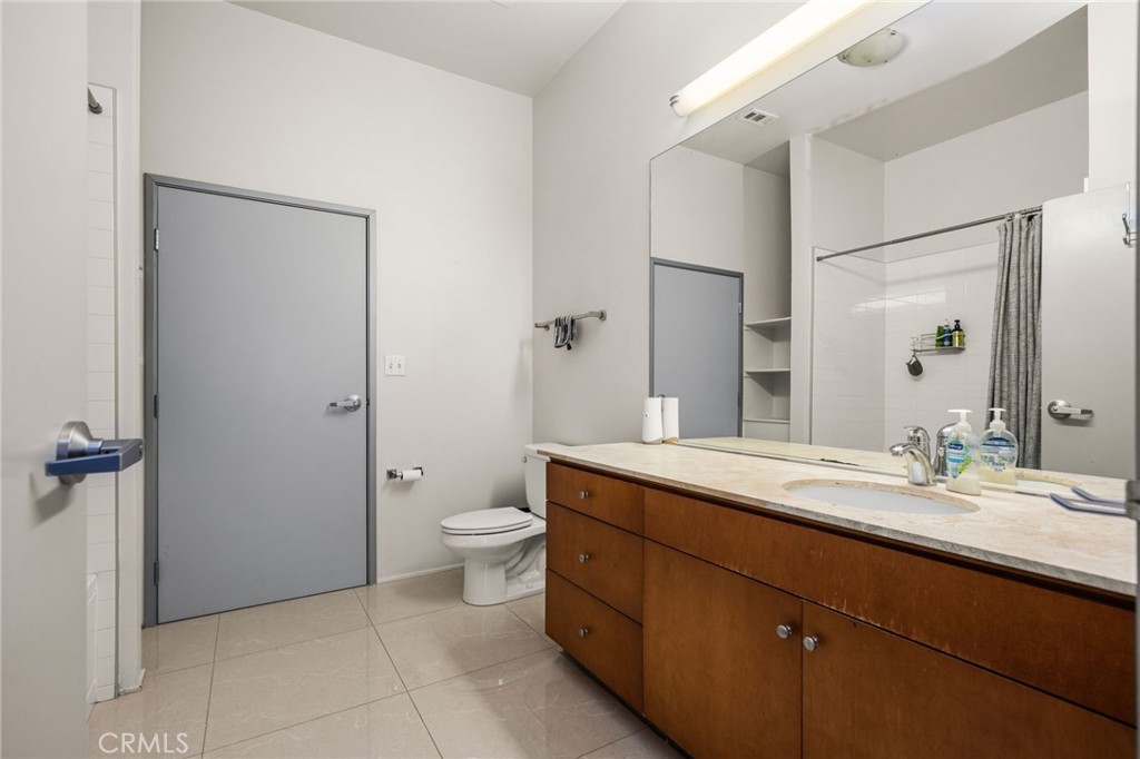 435 W Center Street Promenade 226