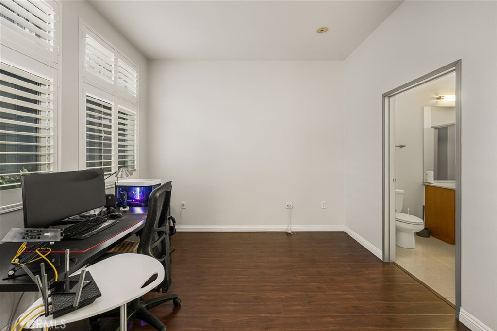 435 W Center Street Promenade 226