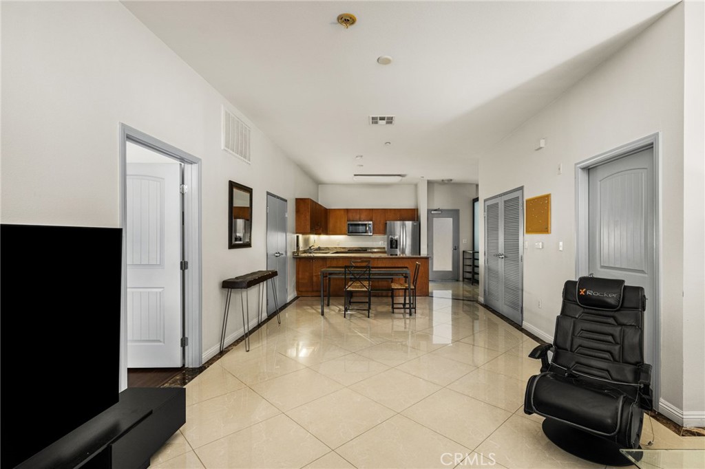 435 W Center Street Promenade 226