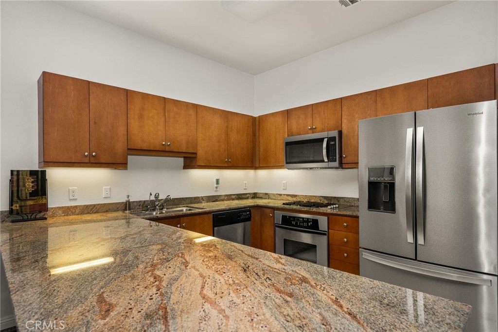 435 W Center Street Promenade 226