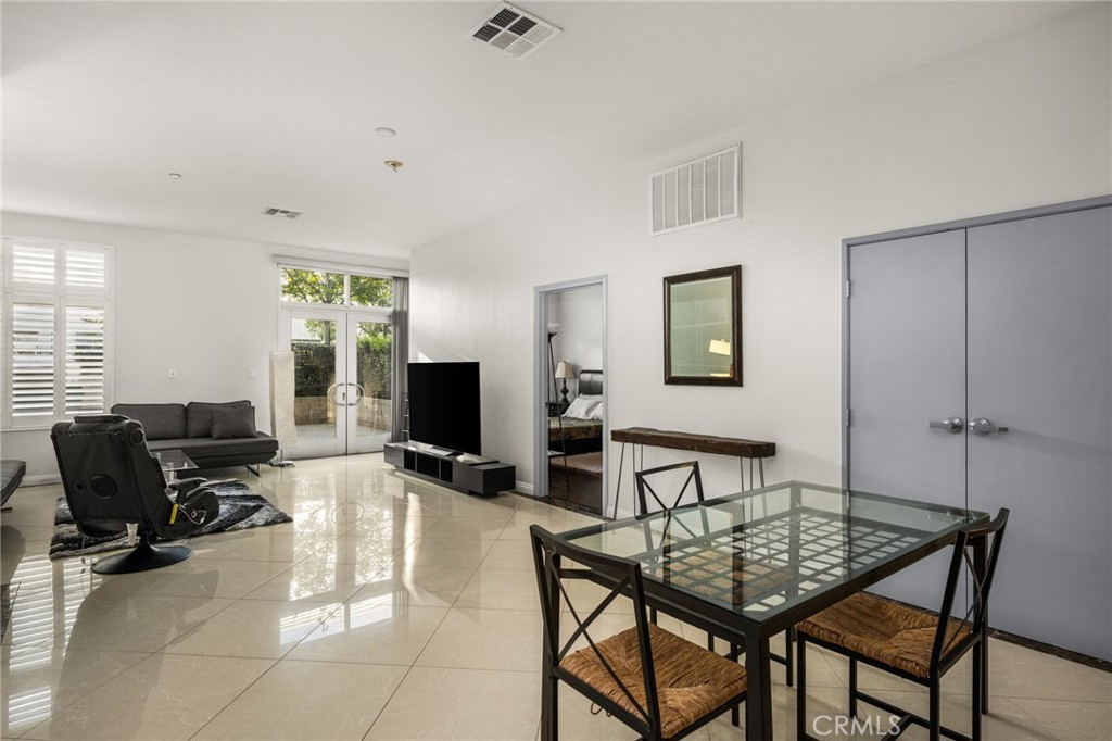 435 W Center Street Promenade 226