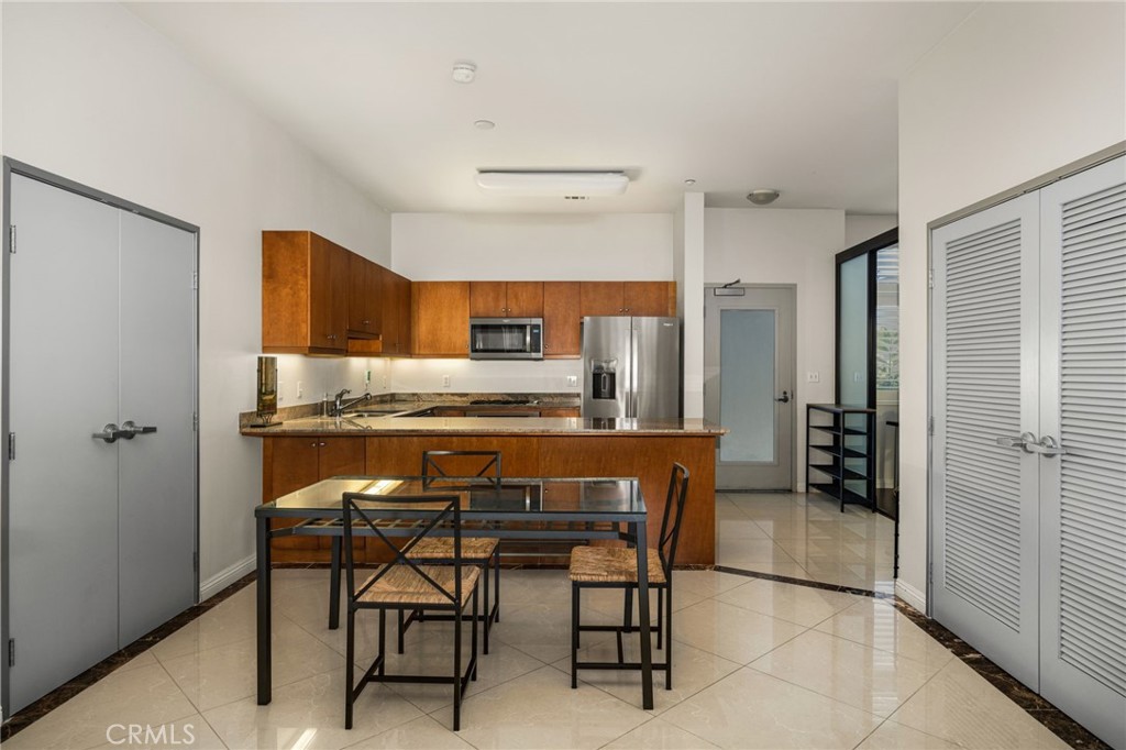 435 W Center Street Promenade 226
