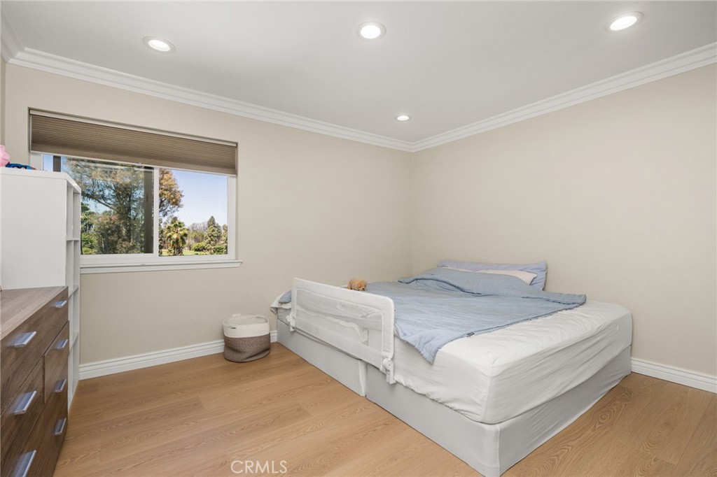 642 Colonial