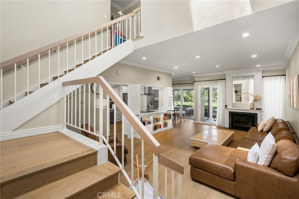 642 Colonial