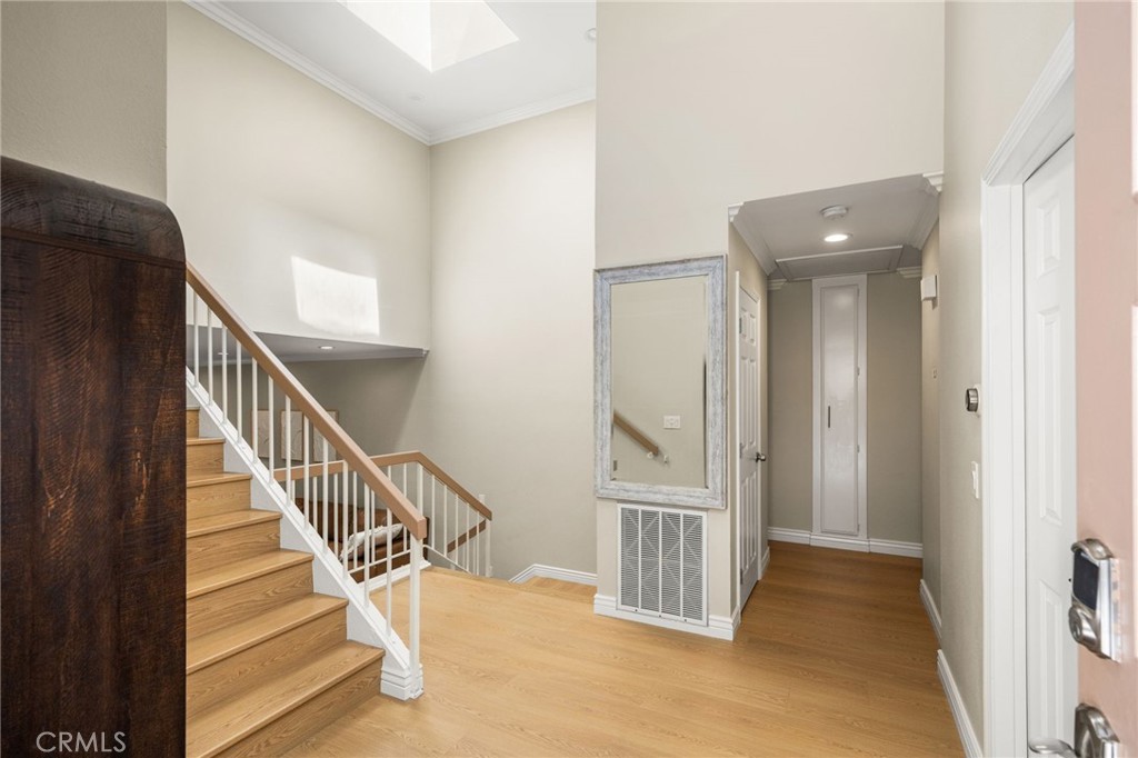 642 Colonial