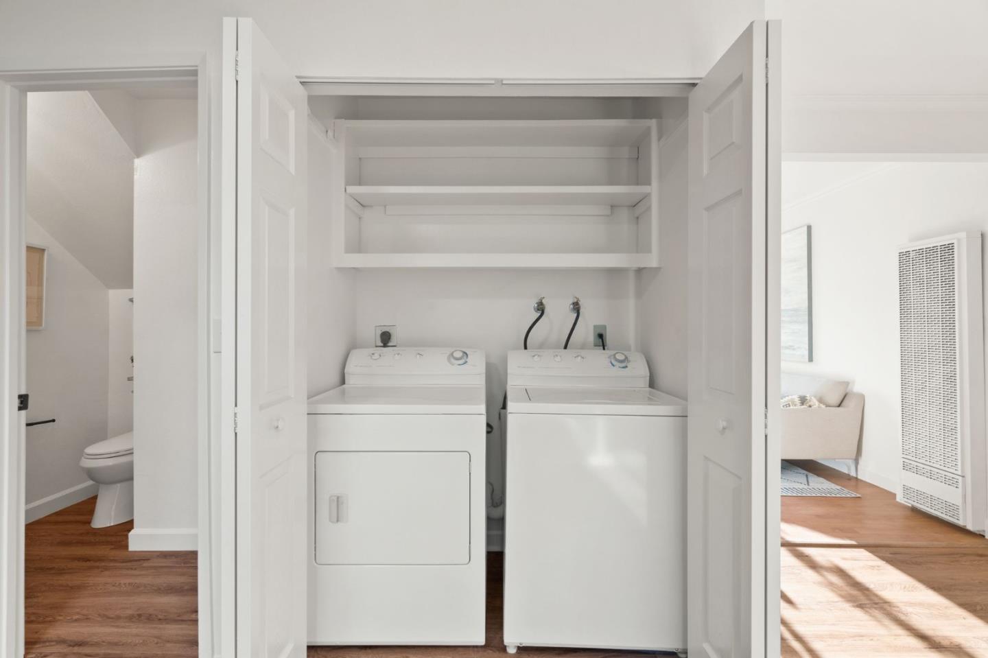 3170 Fernside Square