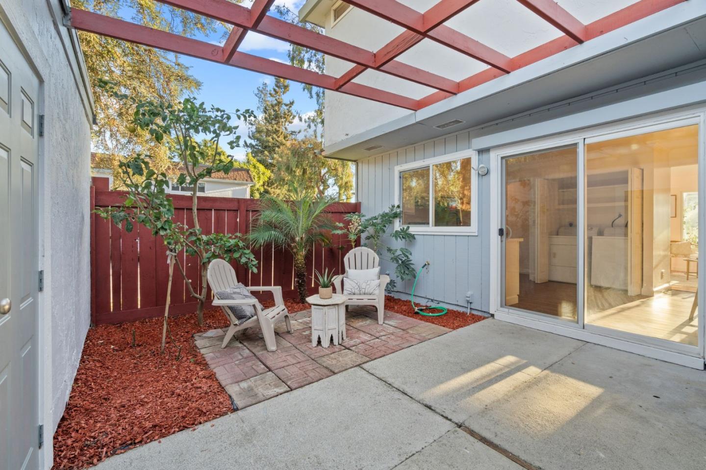 3170 Fernside Square