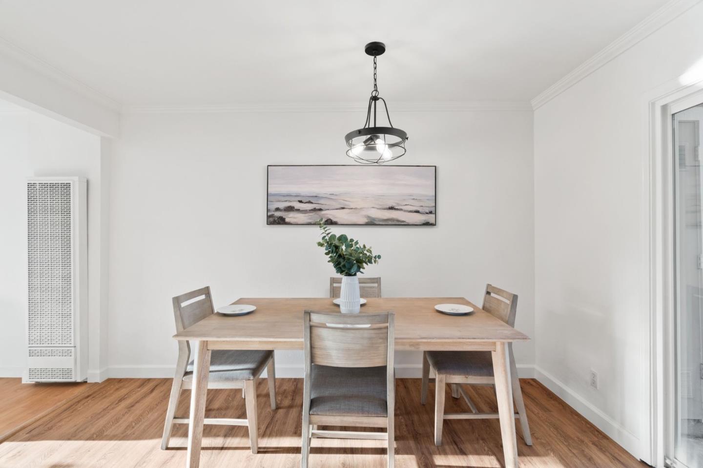 3170 Fernside Square