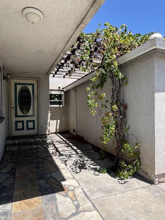 60 North Capitol Avenue