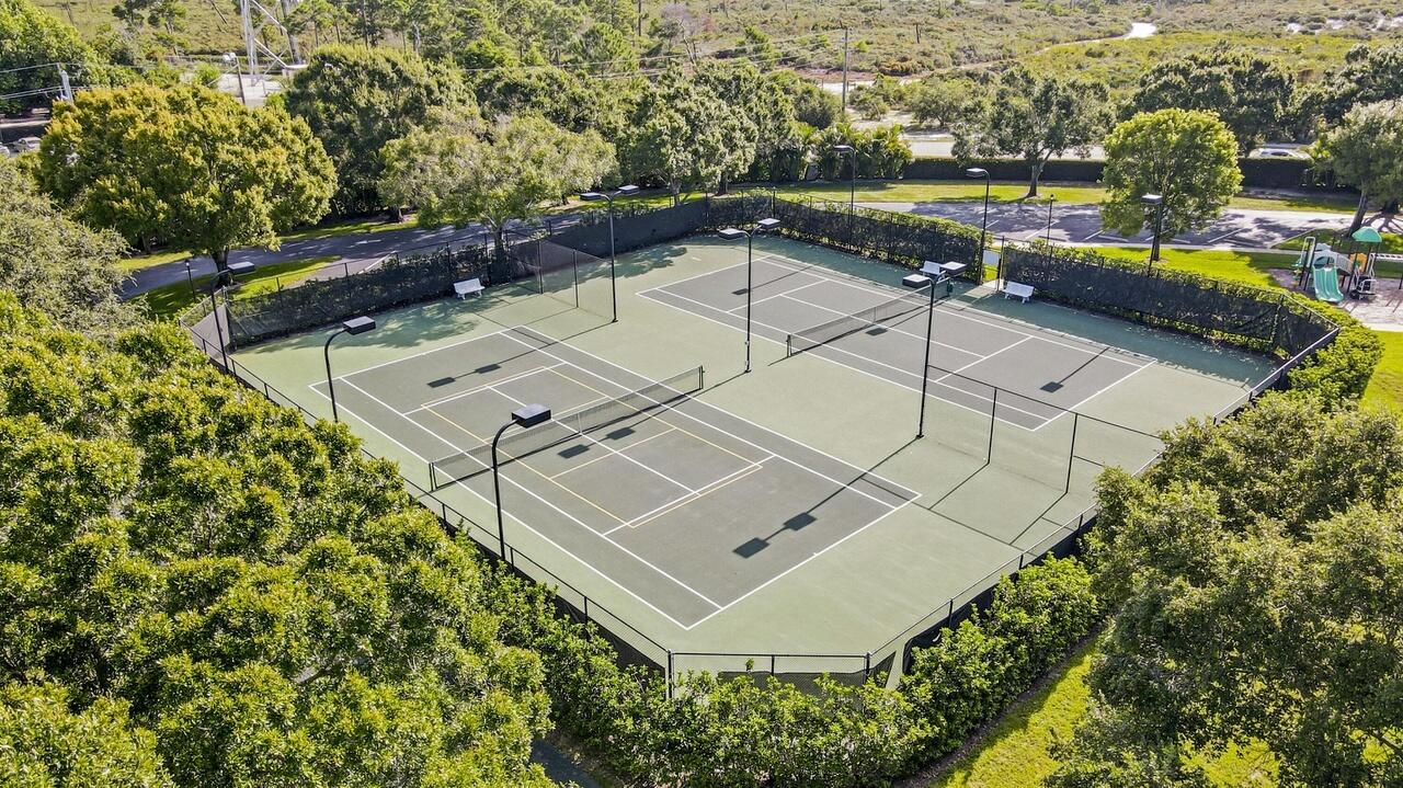 18815 SE River Ridge Rd