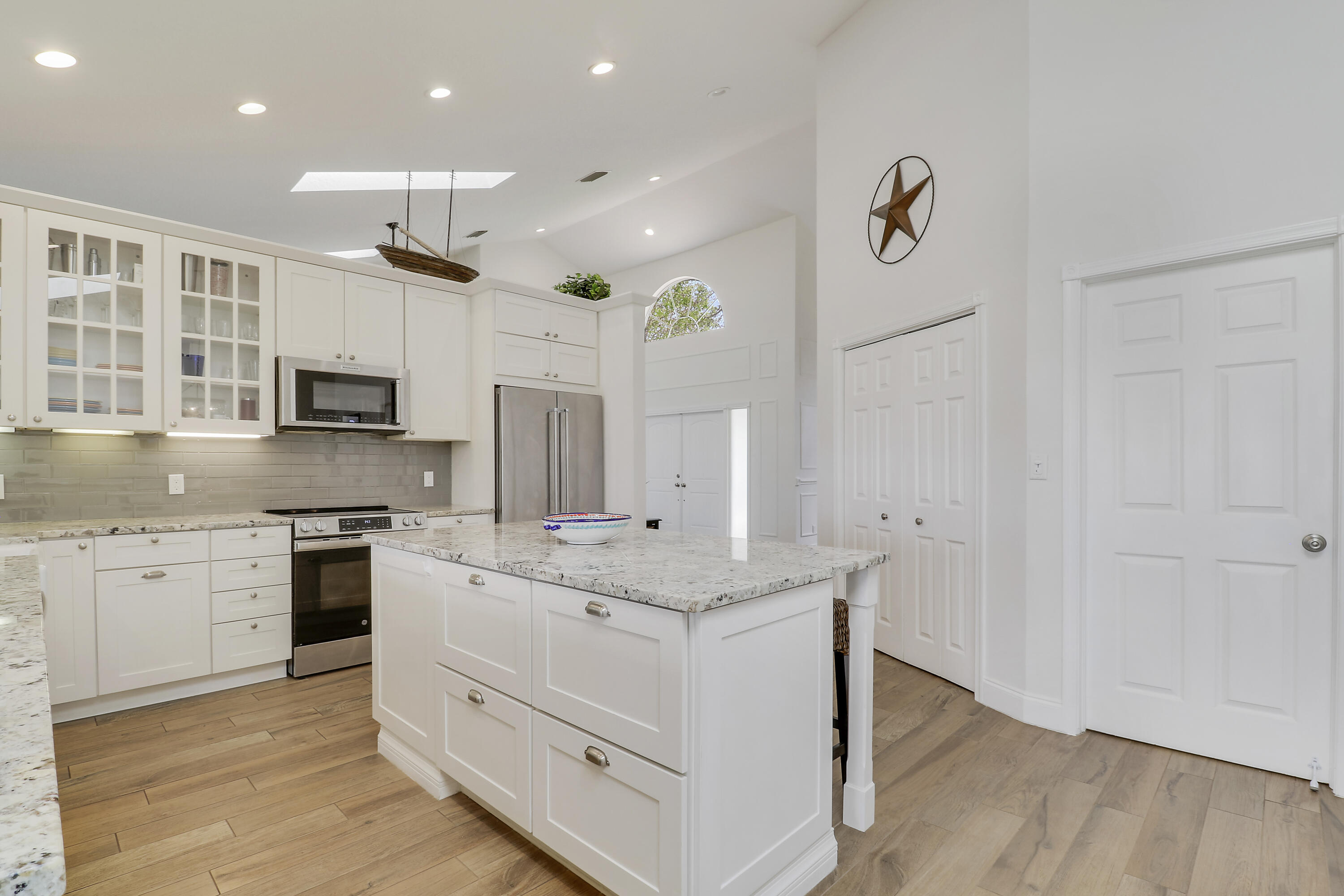 18815 SE River Ridge Rd