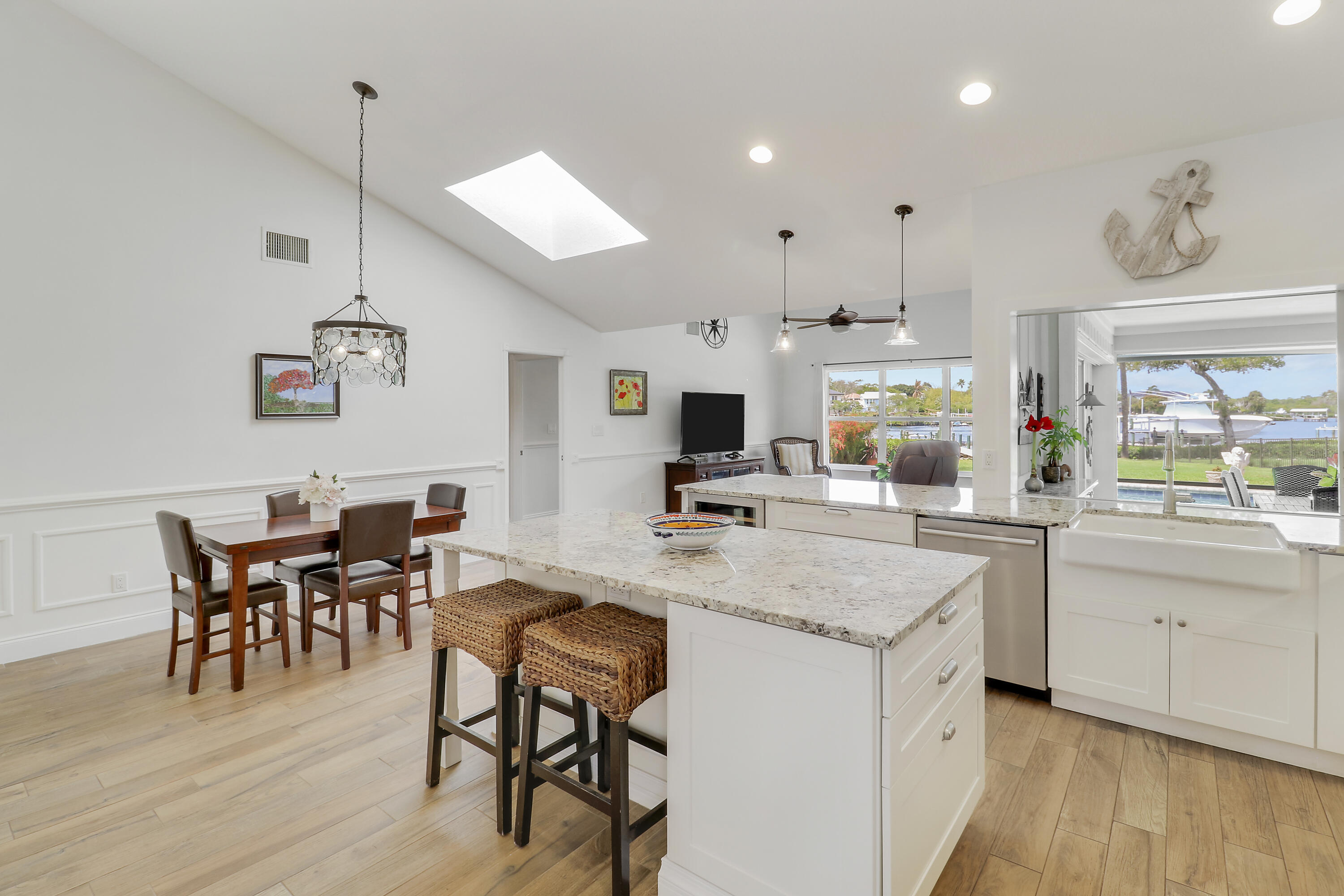 18815 SE River Ridge Rd