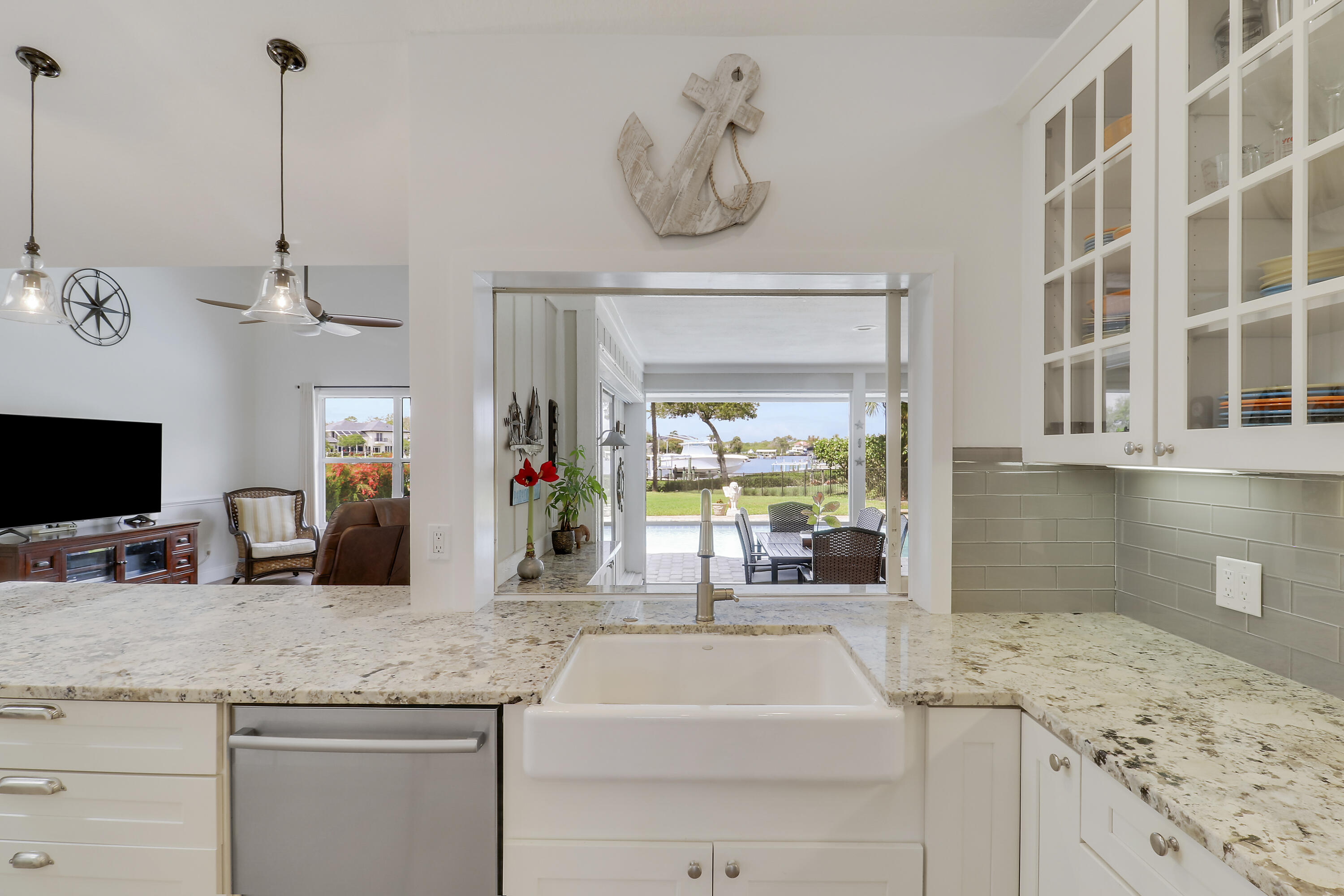 18815 SE River Ridge Rd