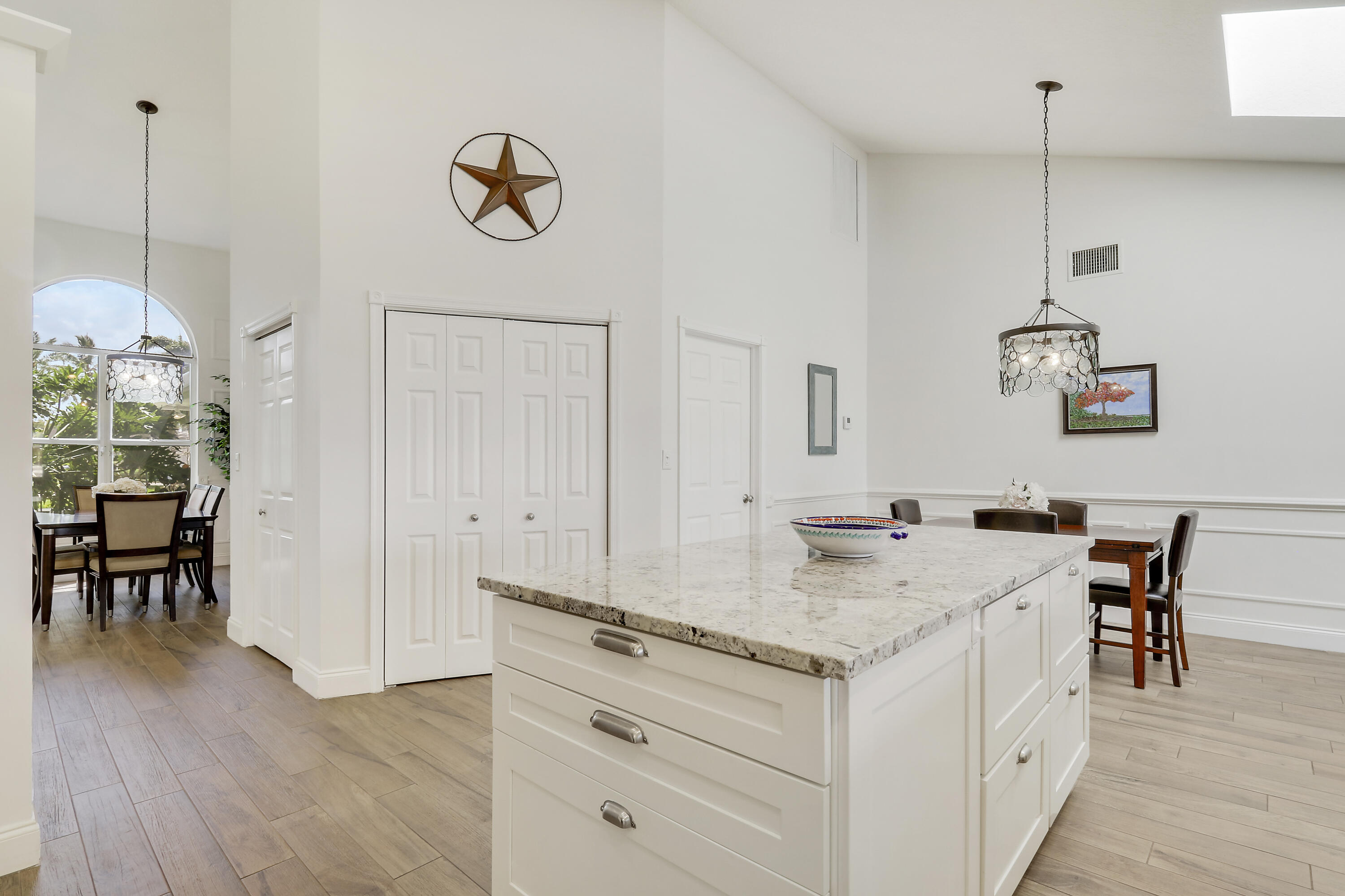 18815 SE River Ridge Rd