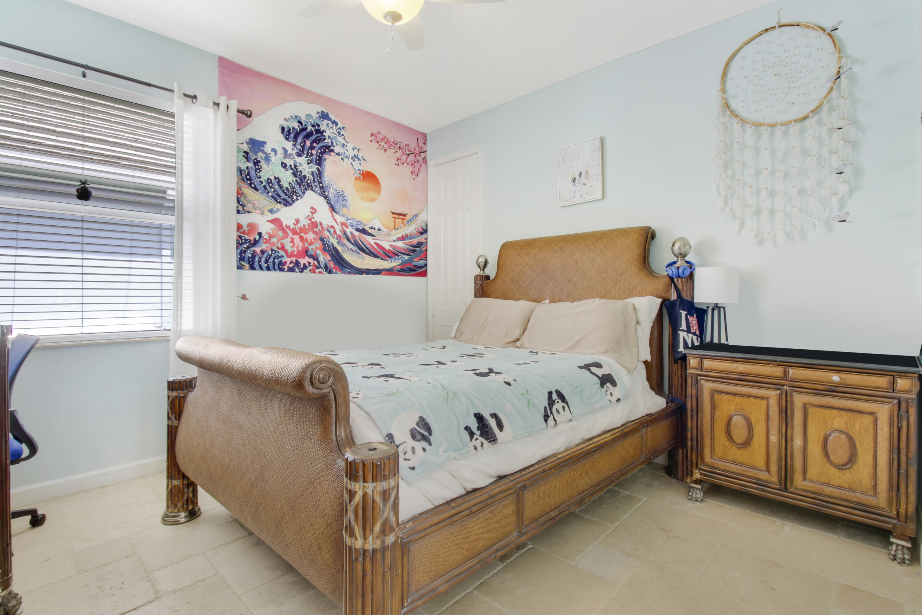 660 SW Yacht Basin Way