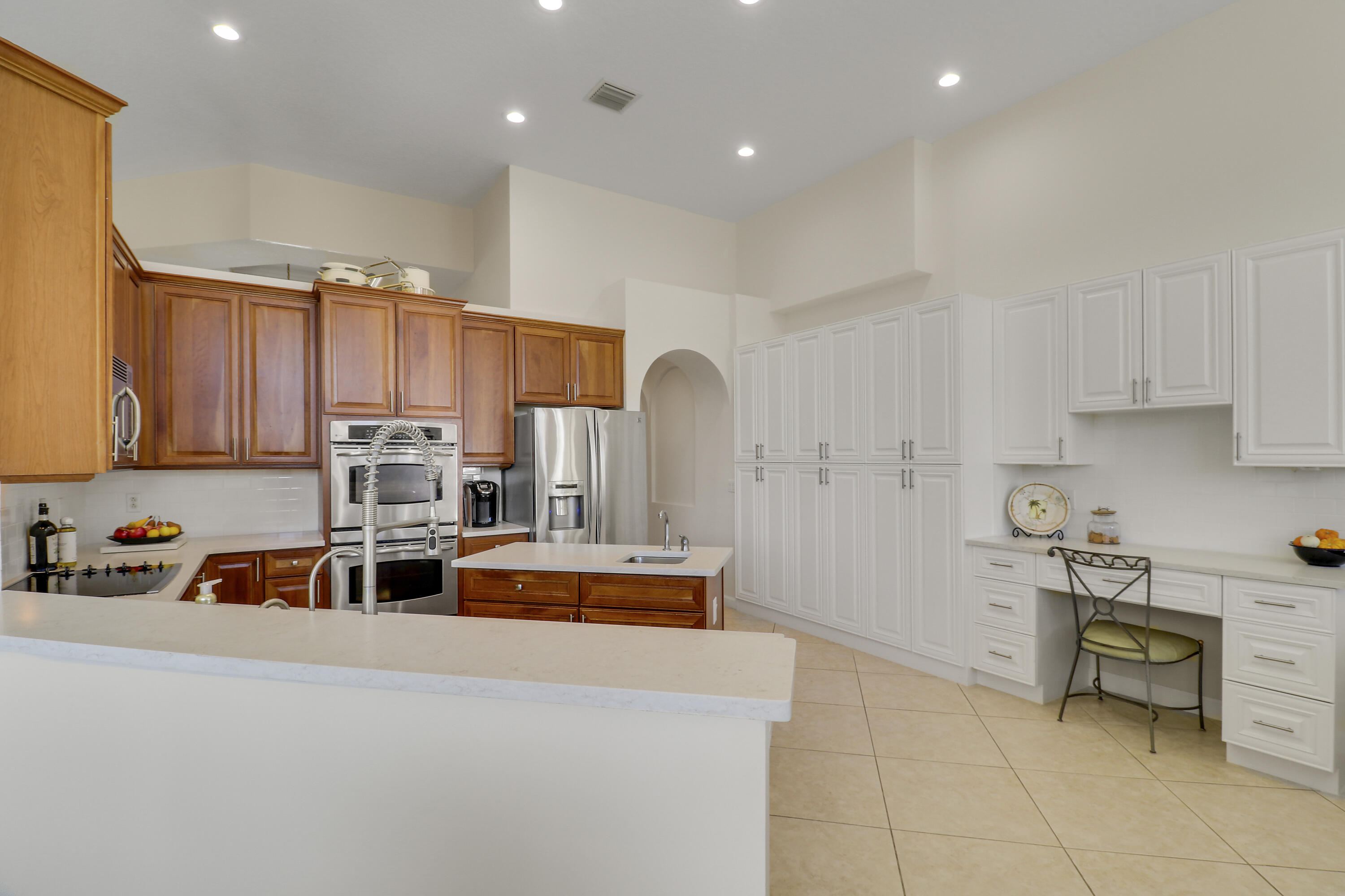 660 SW Yacht Basin Way