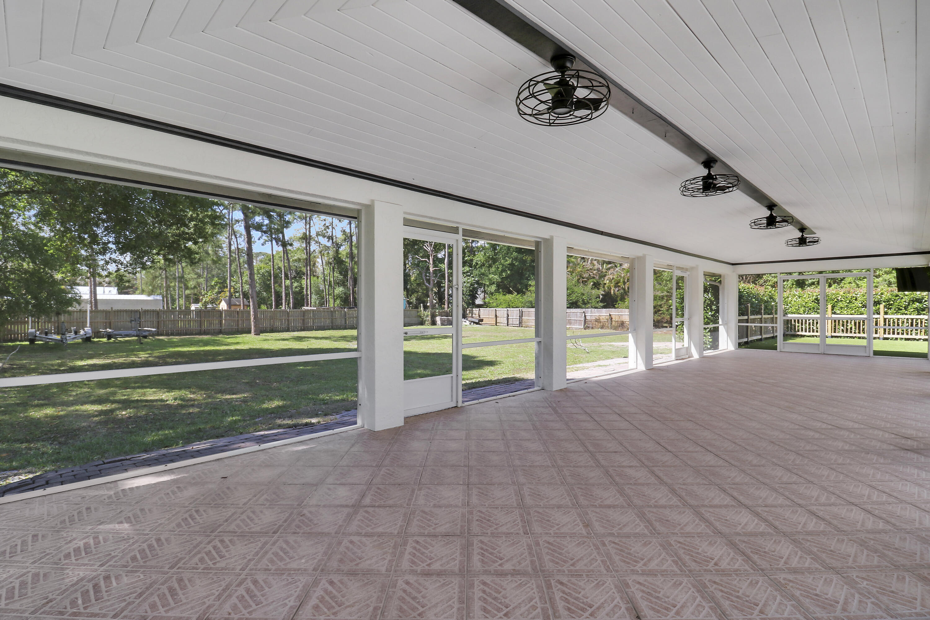 12692 N 169th Ct Court N