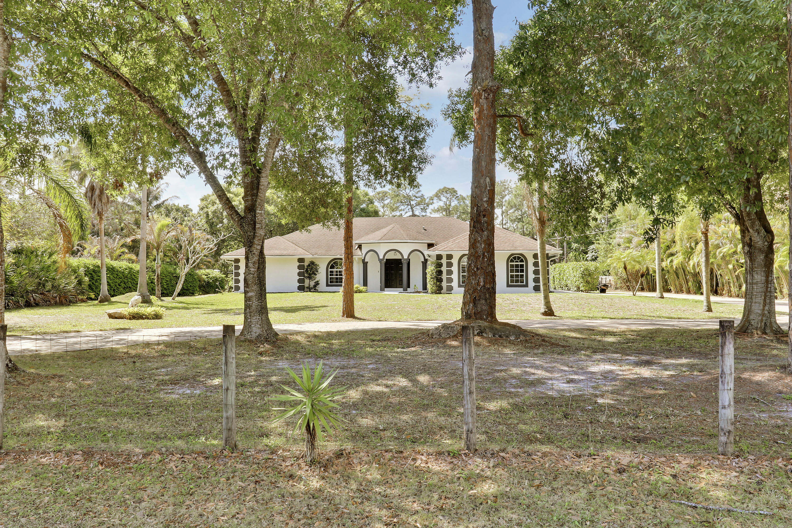 12692 N 169th Ct Court N