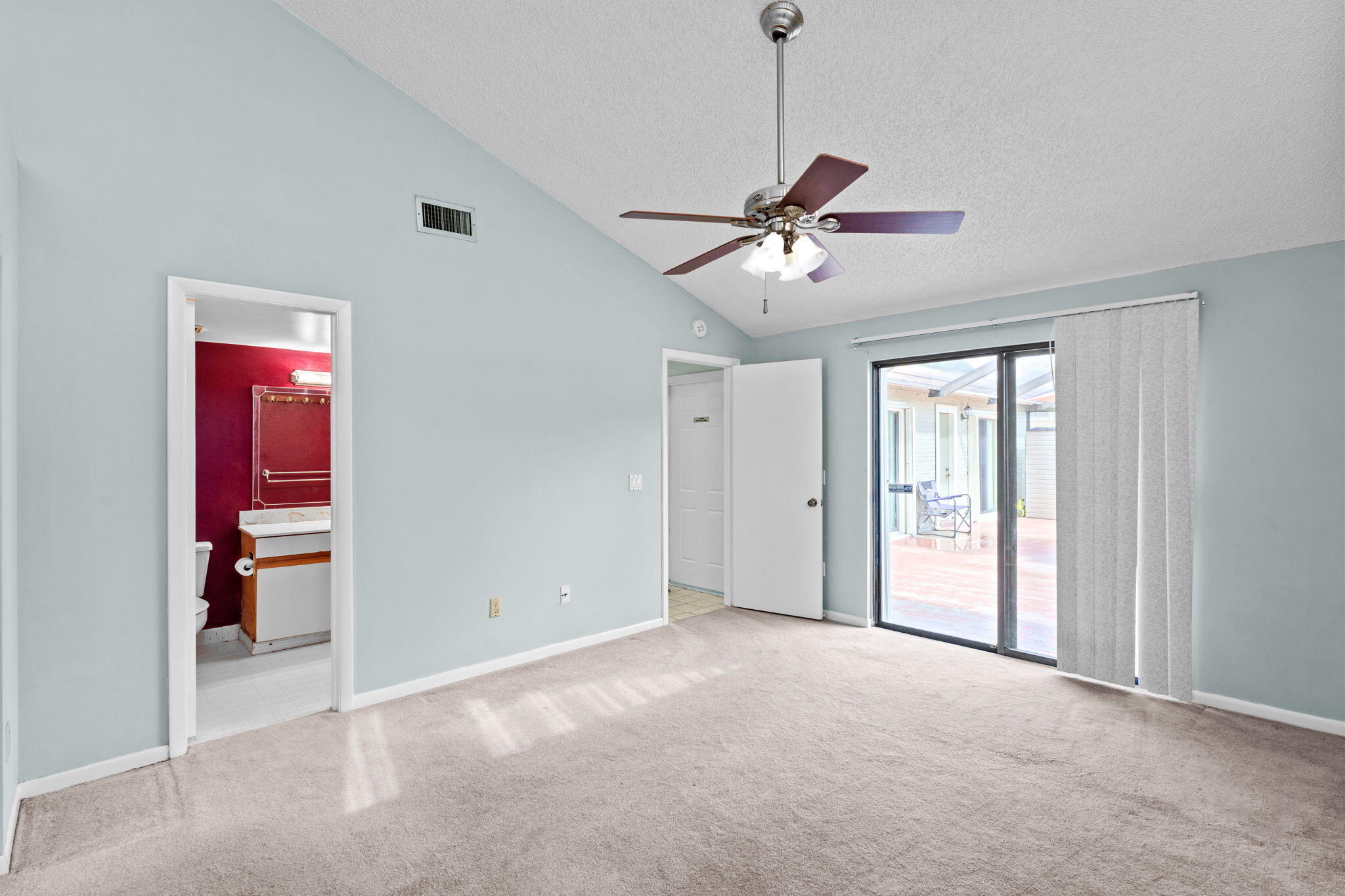 5620 Eagle Lake Drive