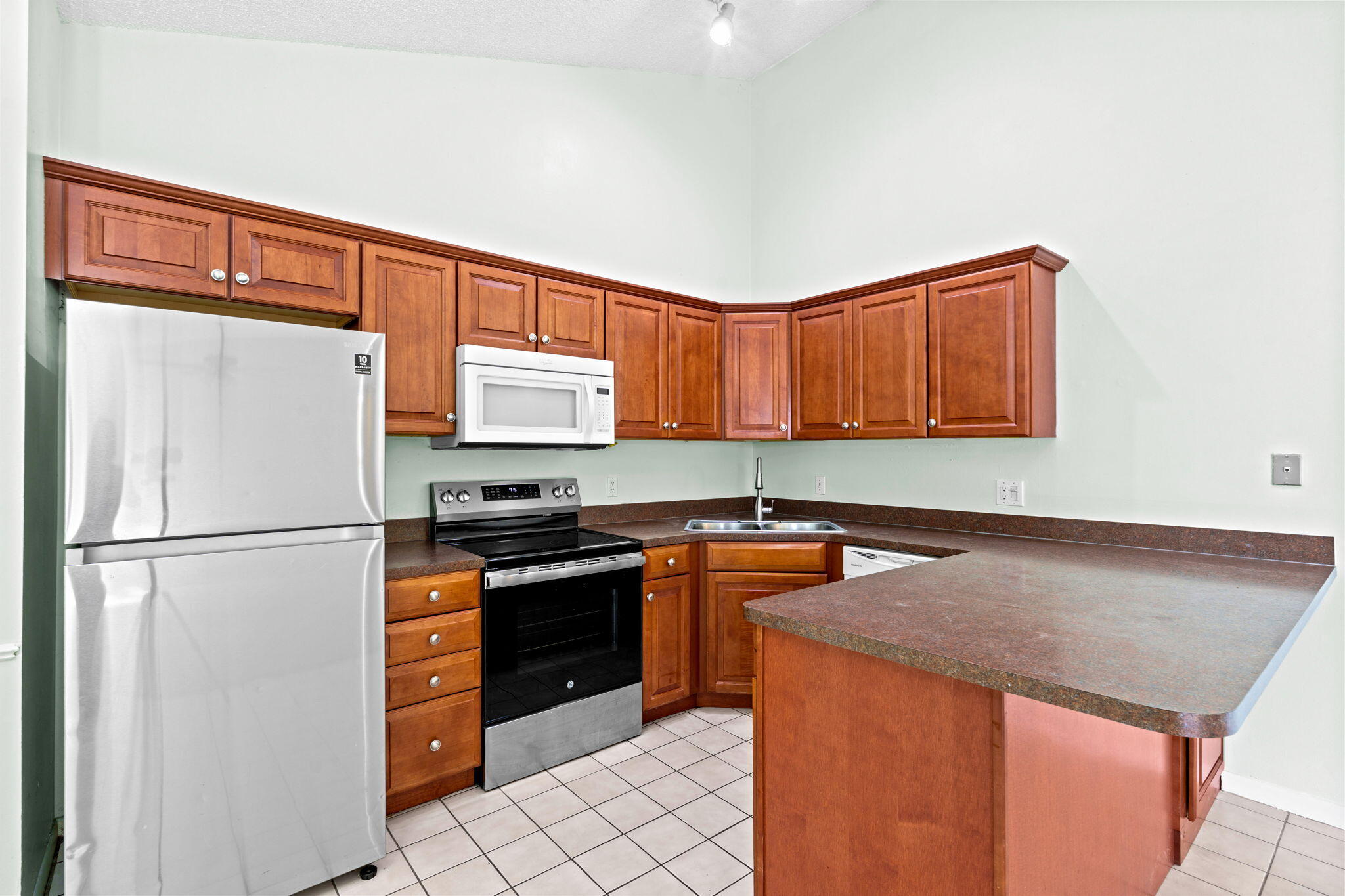 5620 Eagle Lake Drive