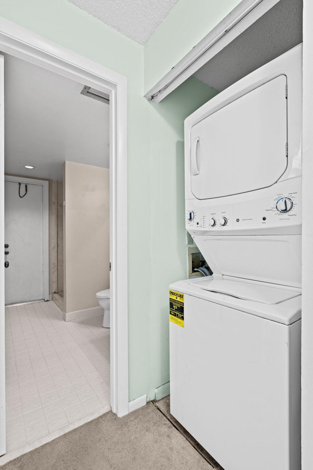 5620 Eagle Lake Drive