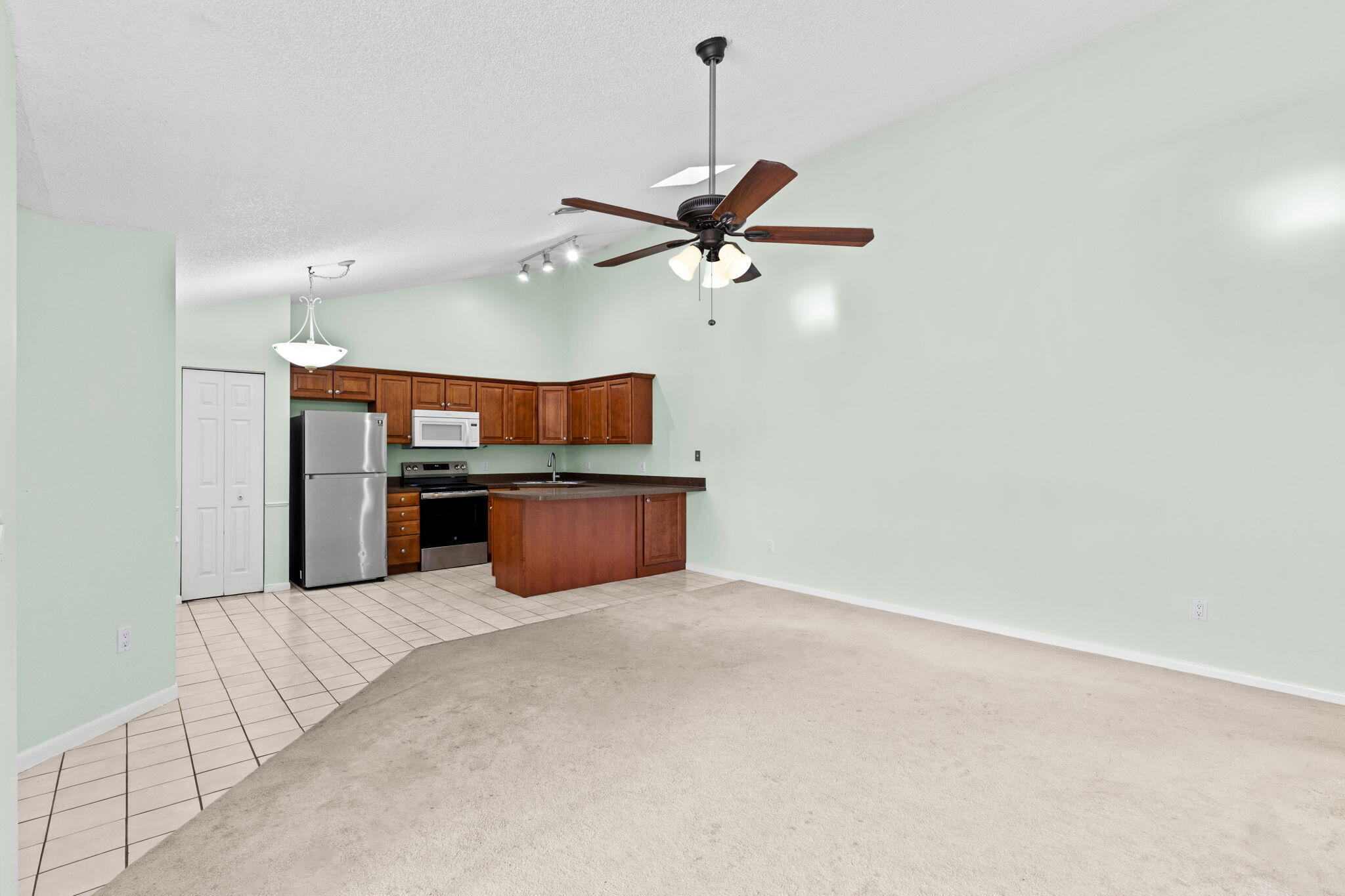 5620 Eagle Lake Drive