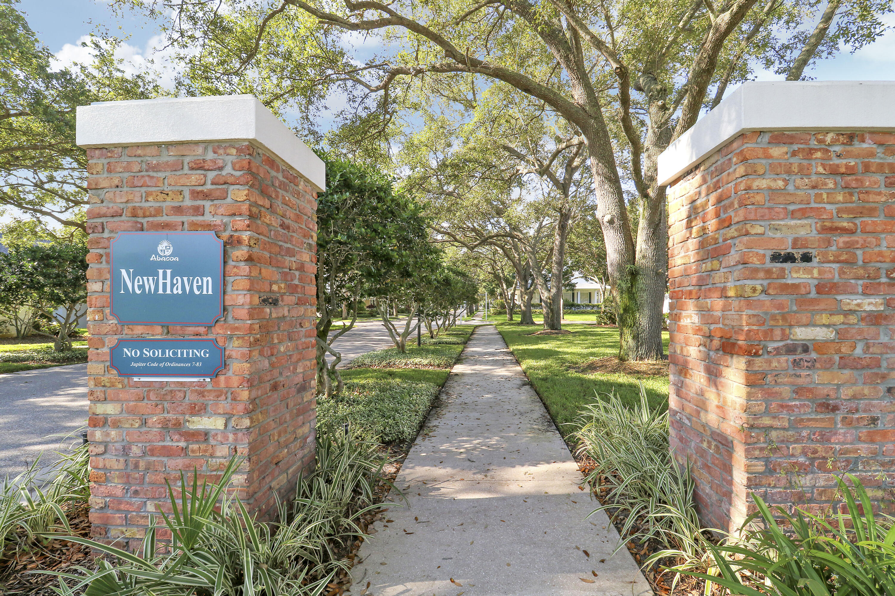 322 Marlberry Circle