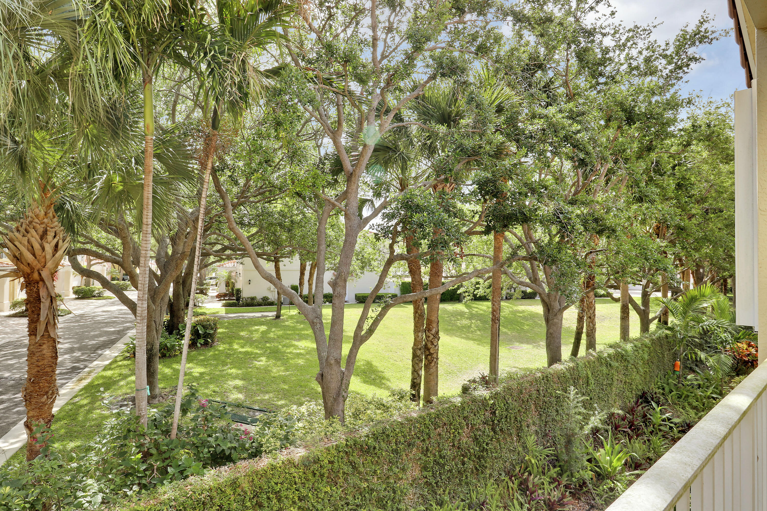 104 Lighthouse Circle H-2