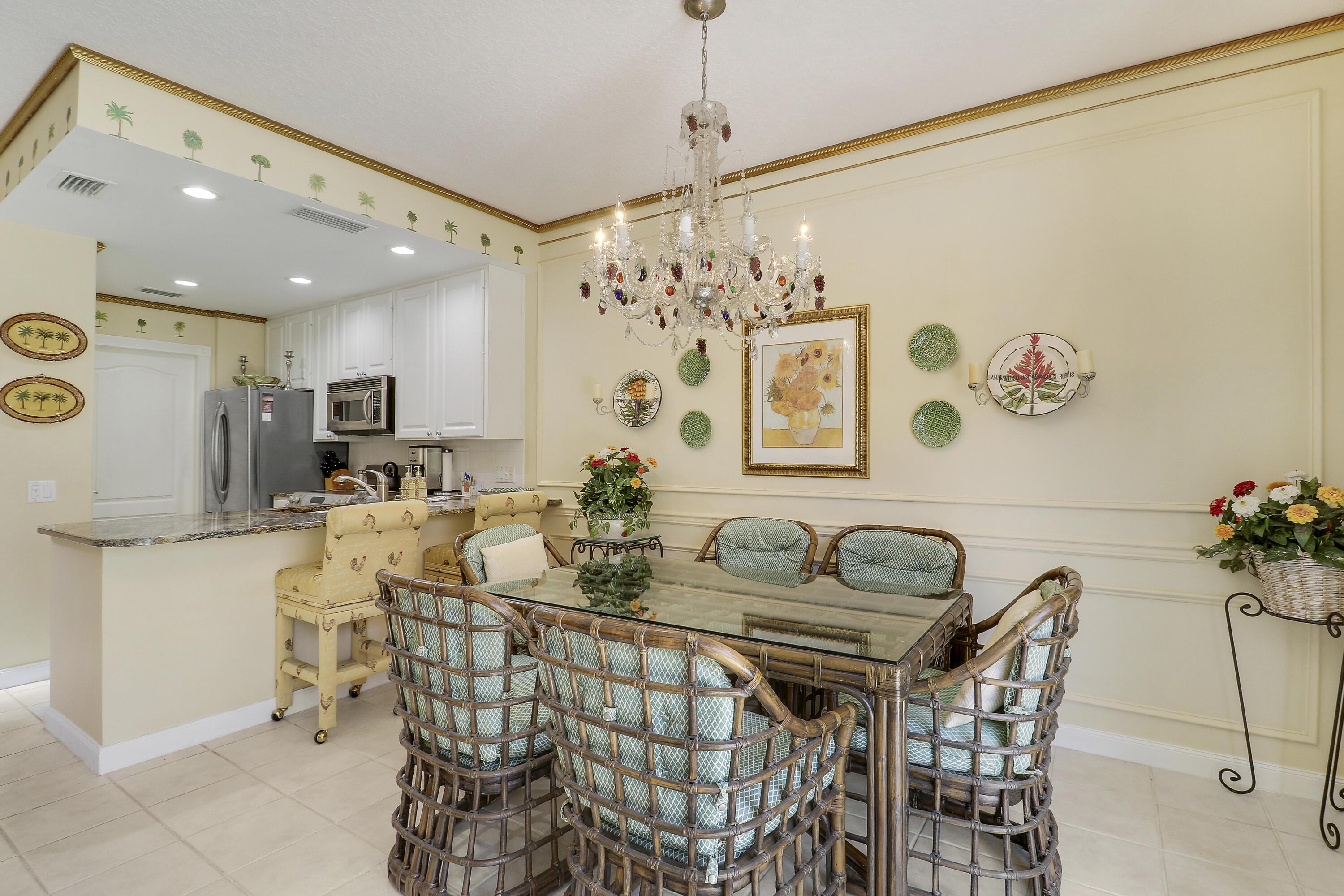 77 Laurel Oaks Circle
