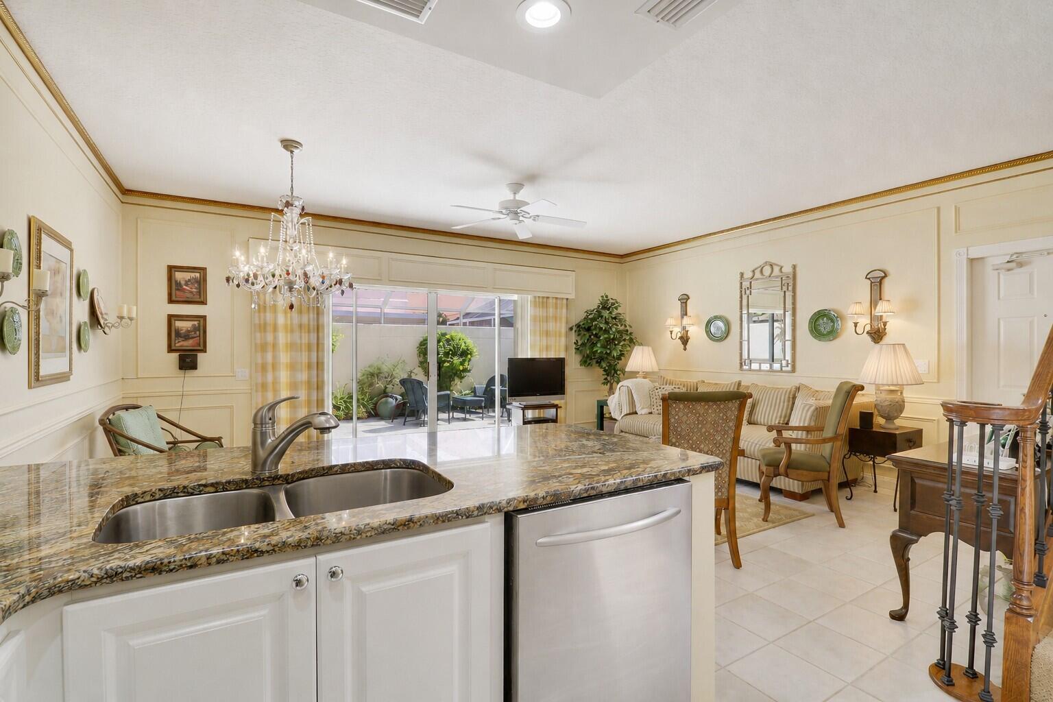 77 Laurel Oaks Circle