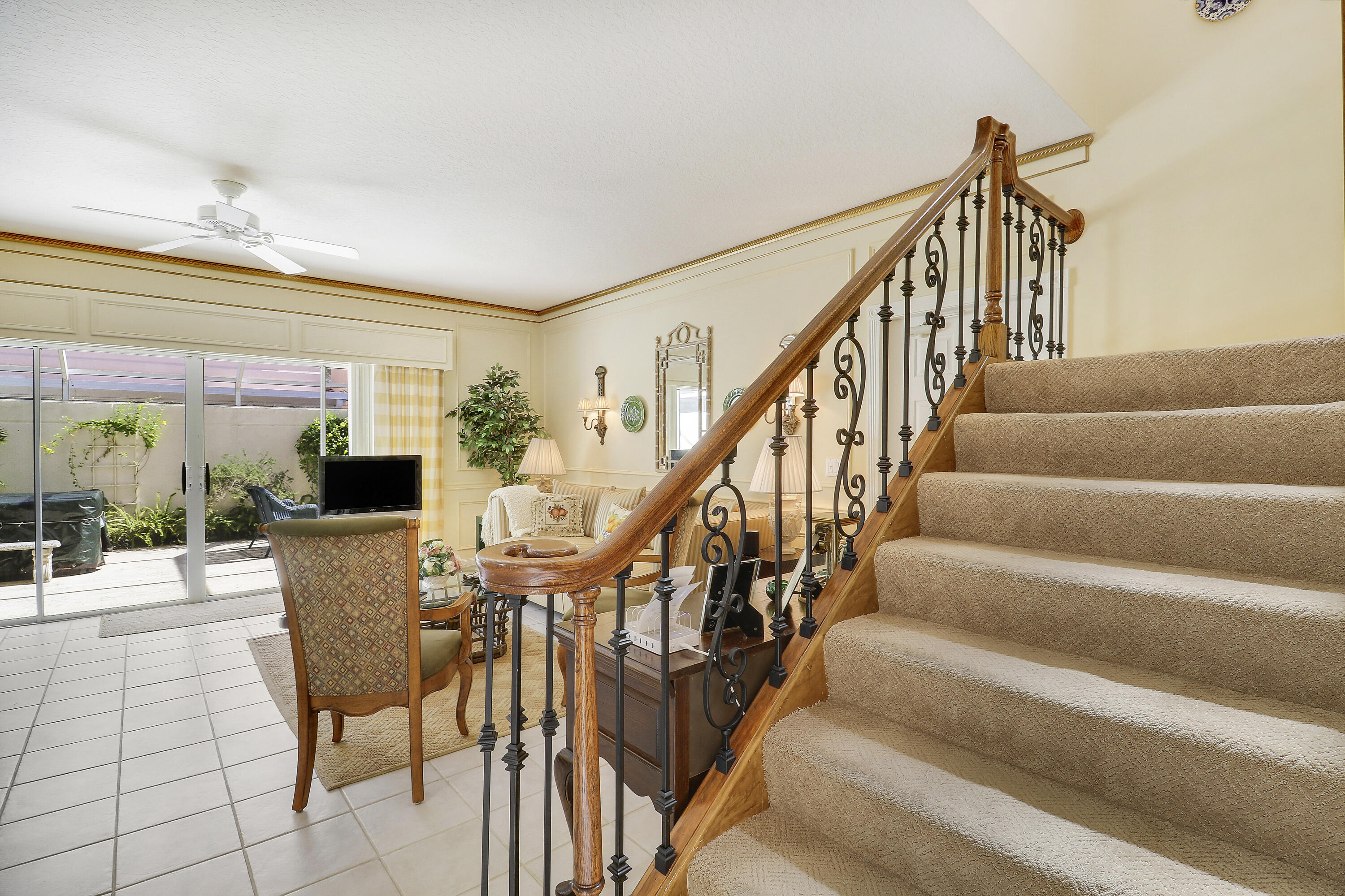 77 Laurel Oaks Circle