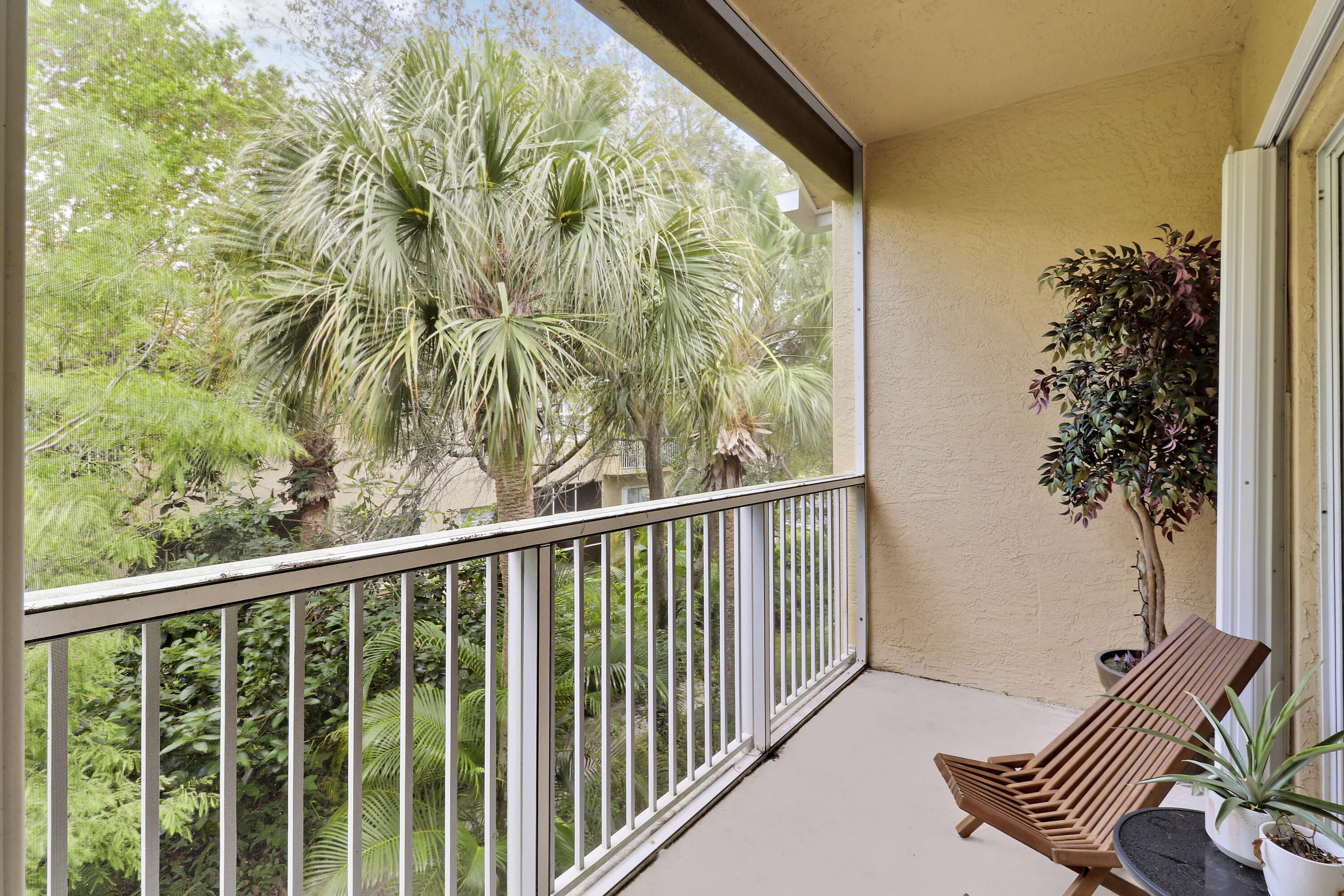 105 Lighthouse Circle B