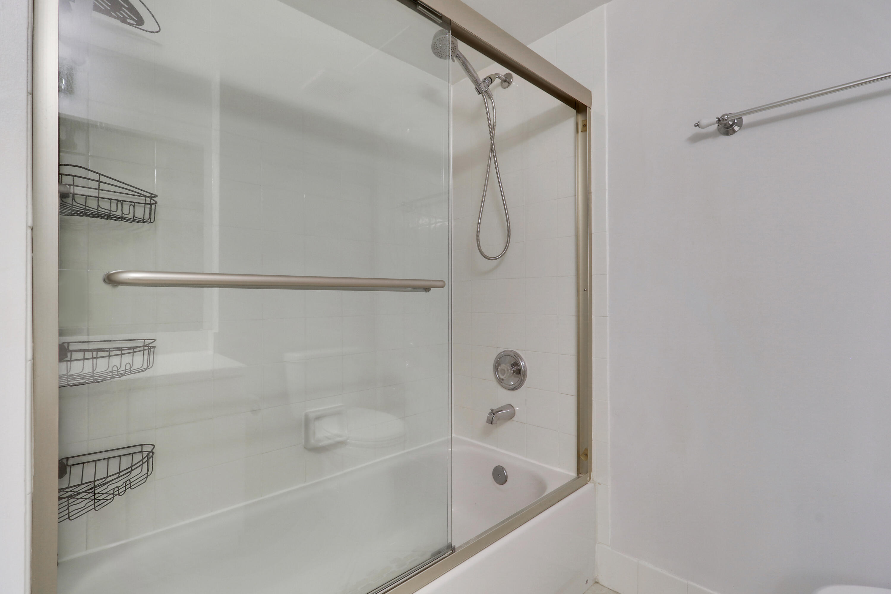 236 VILLAGE Boulevard 1106