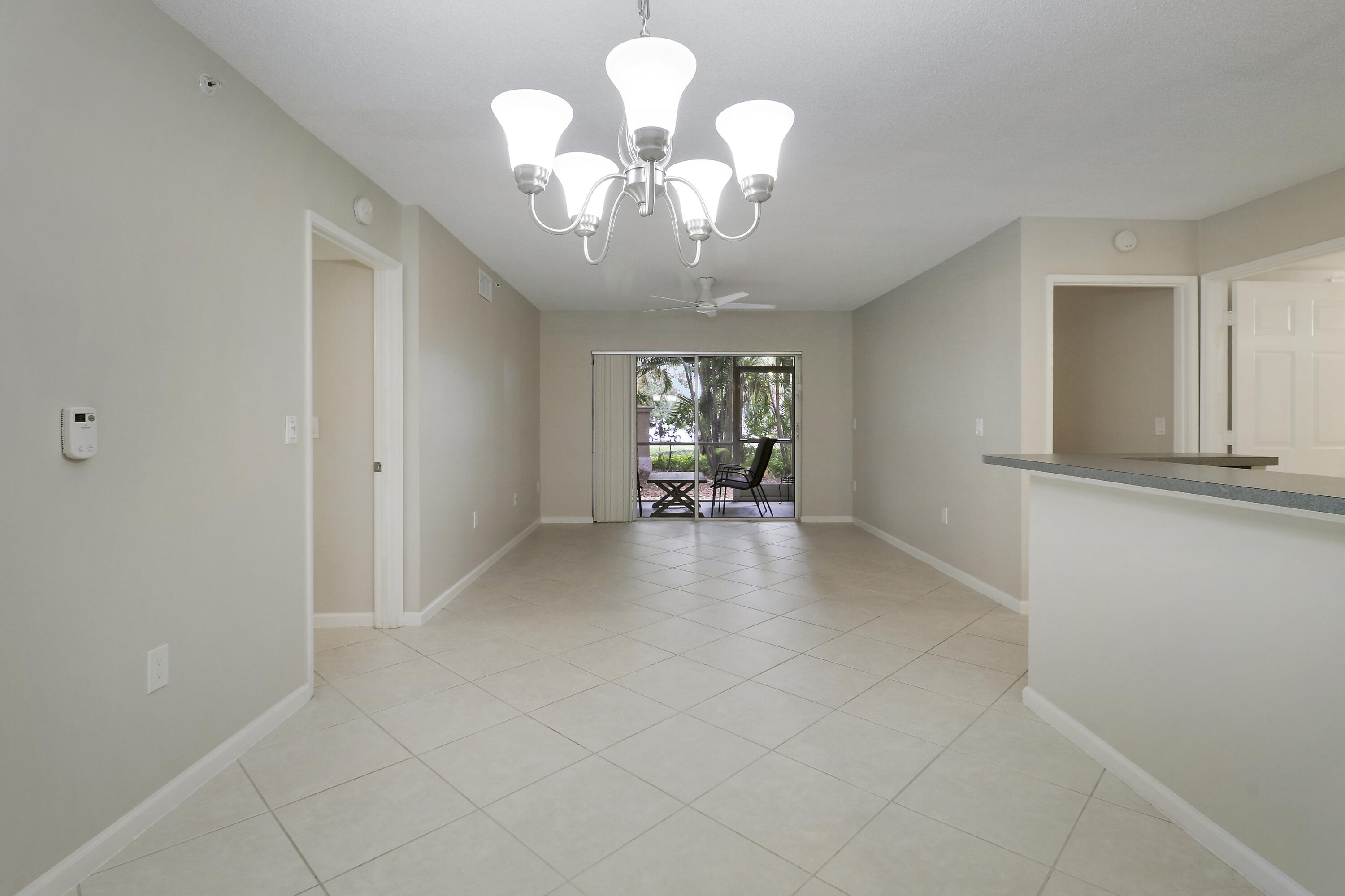 236 VILLAGE Boulevard 1106