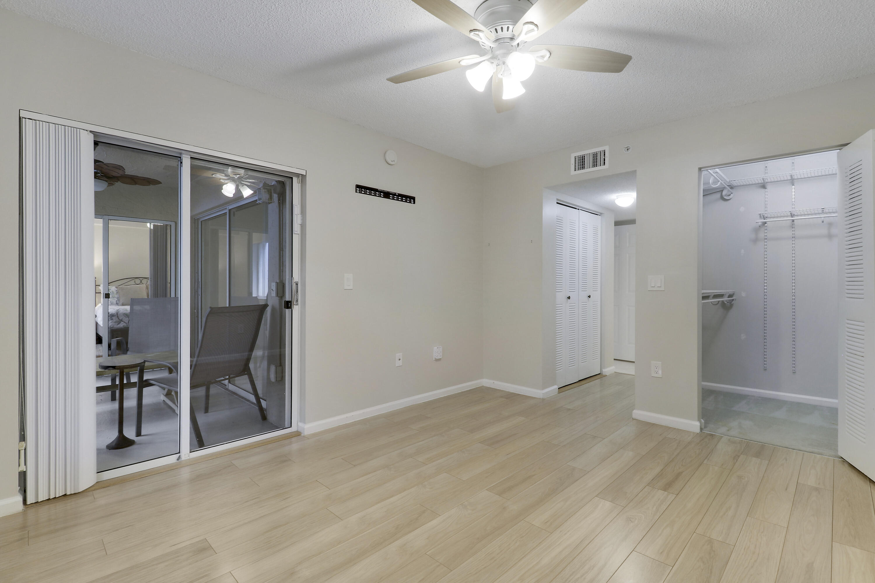 236 VILLAGE Boulevard 1106
