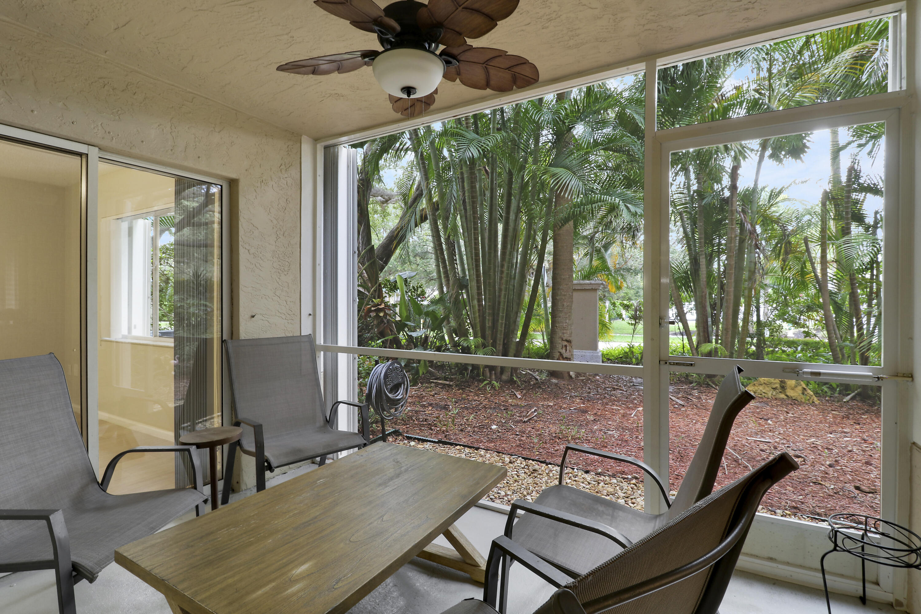 236 VILLAGE Boulevard 1106