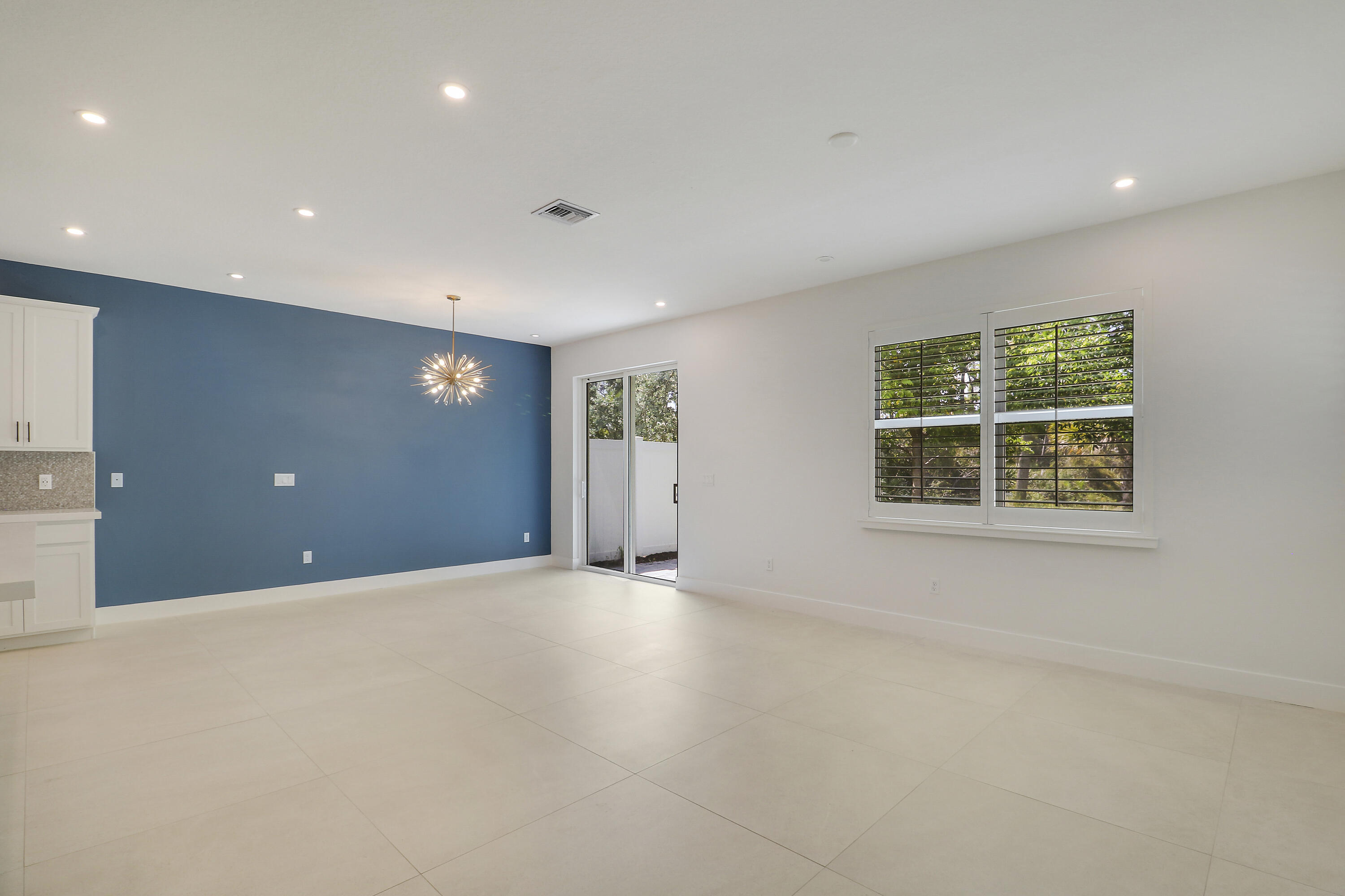 202 PRESERVE Trail S