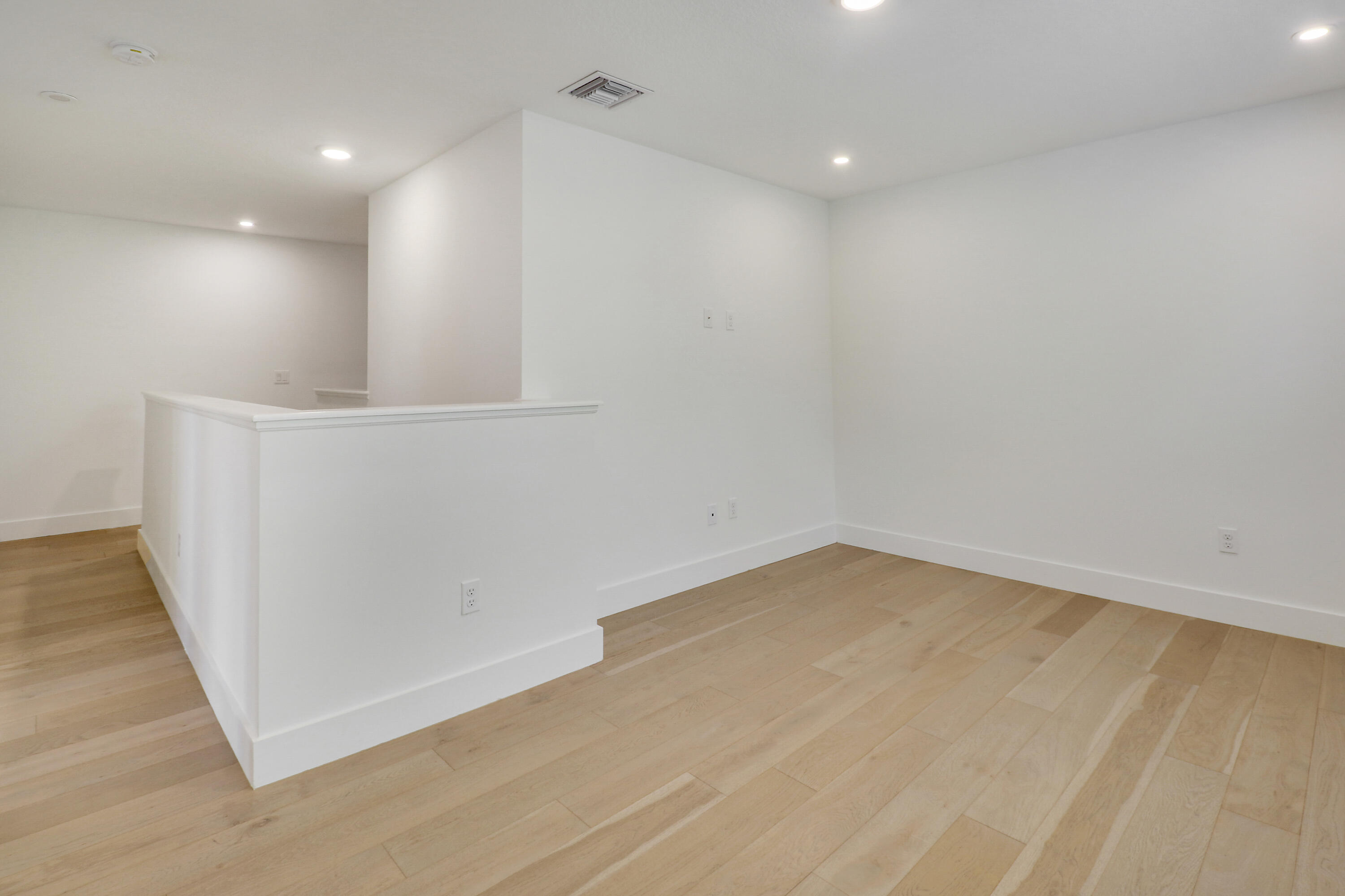202 PRESERVE Trail S