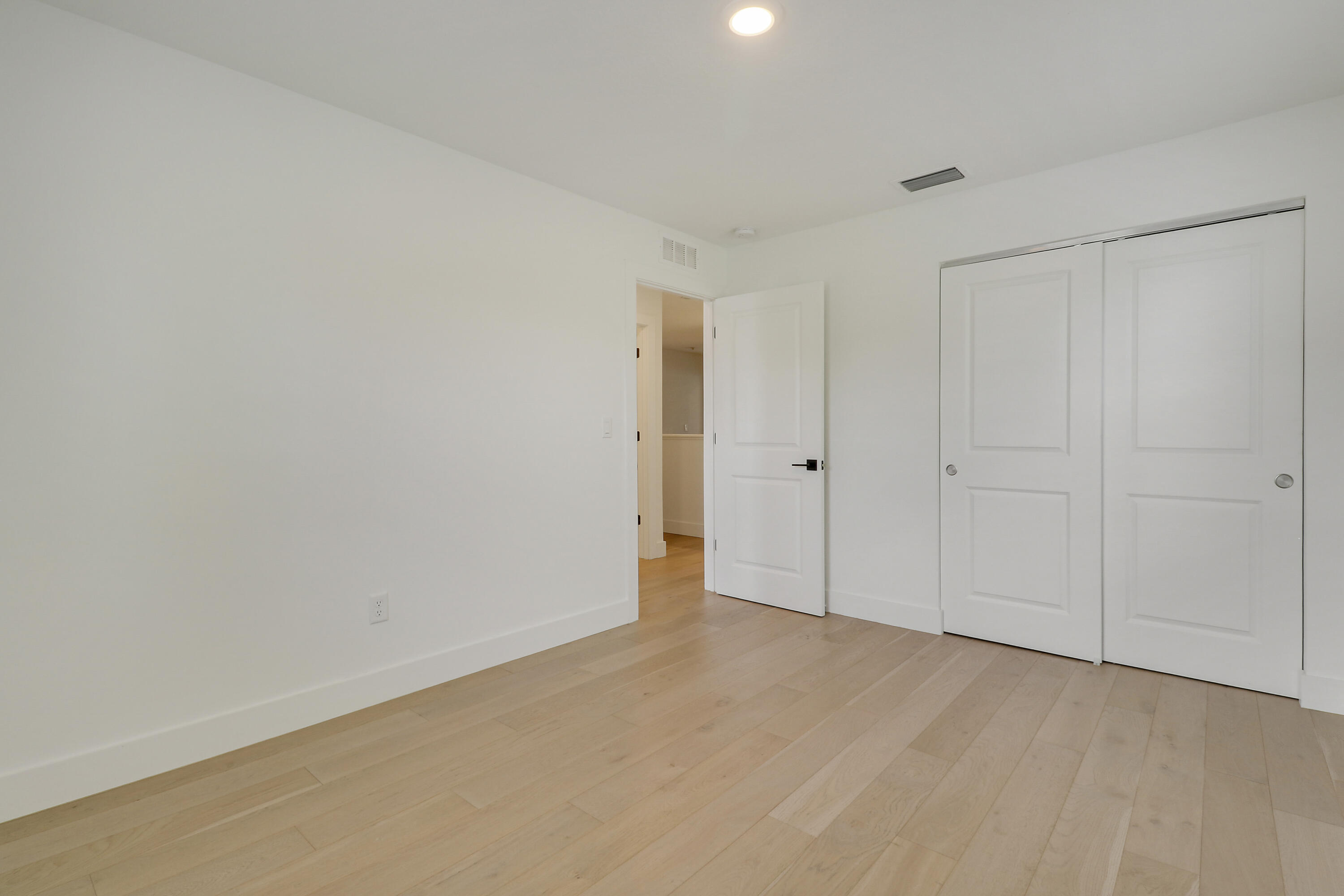 202 PRESERVE Trail S