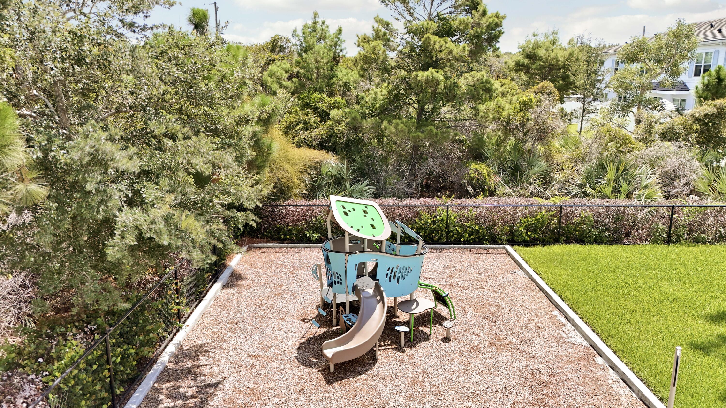 202 PRESERVE Trail S