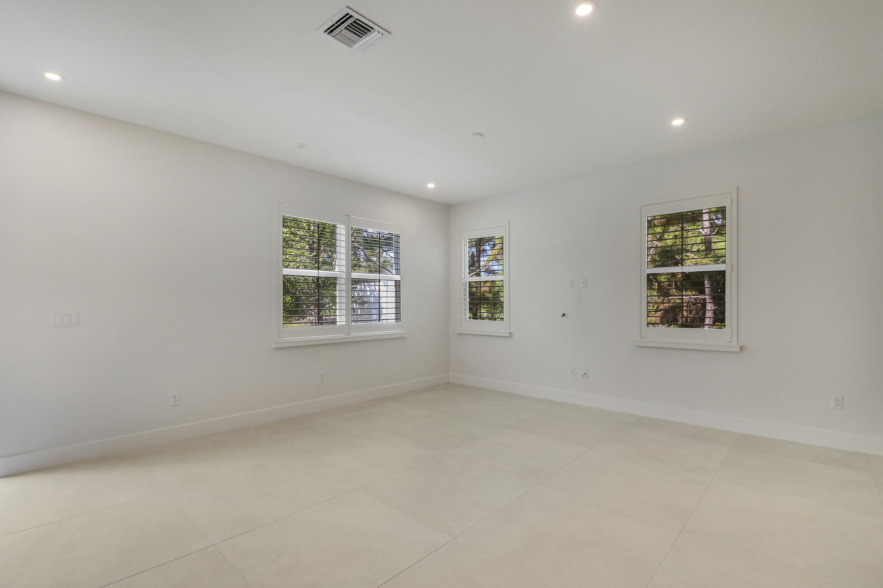 202 PRESERVE Trail S
