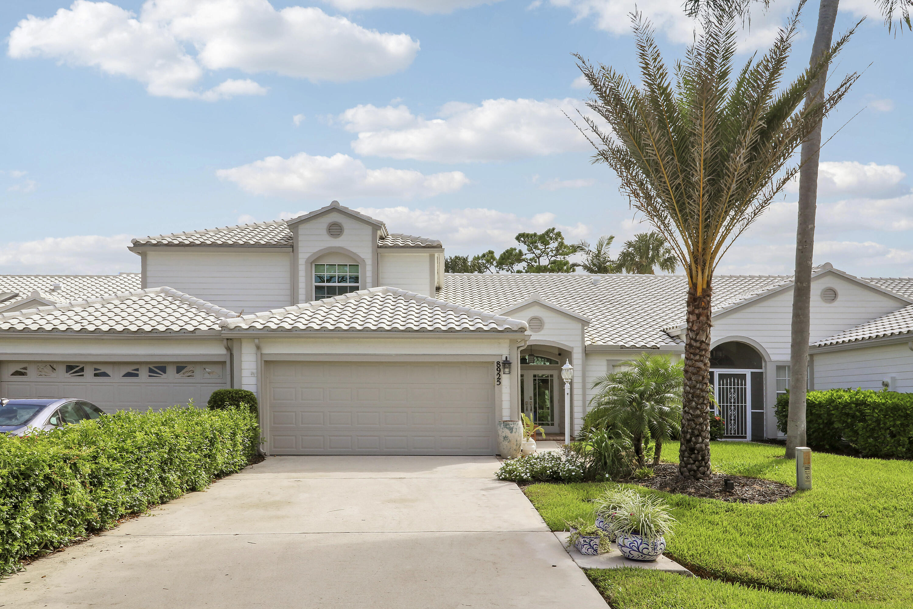8925 SE Riverfront Terrace