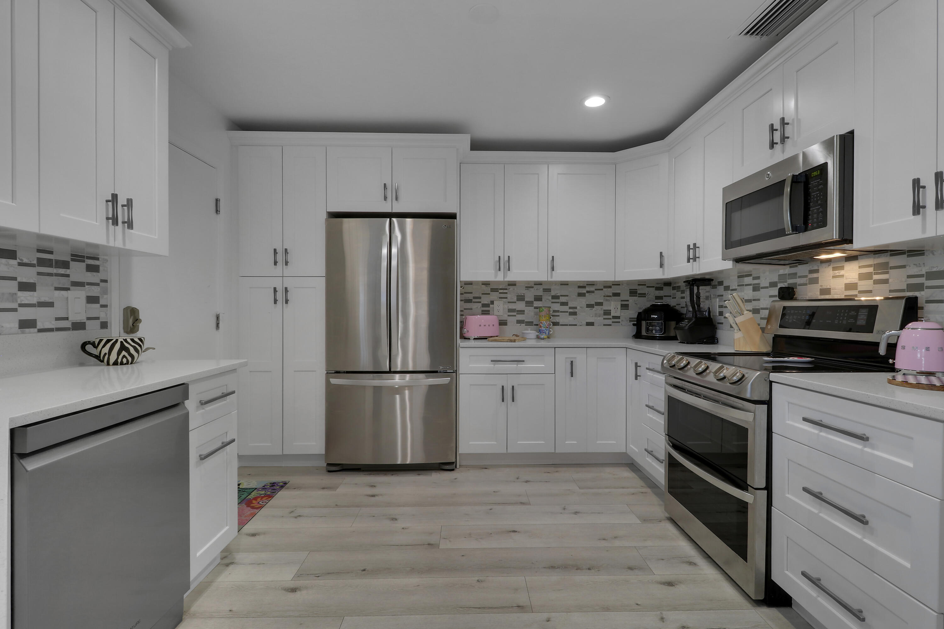 8925 SE Riverfront Terrace